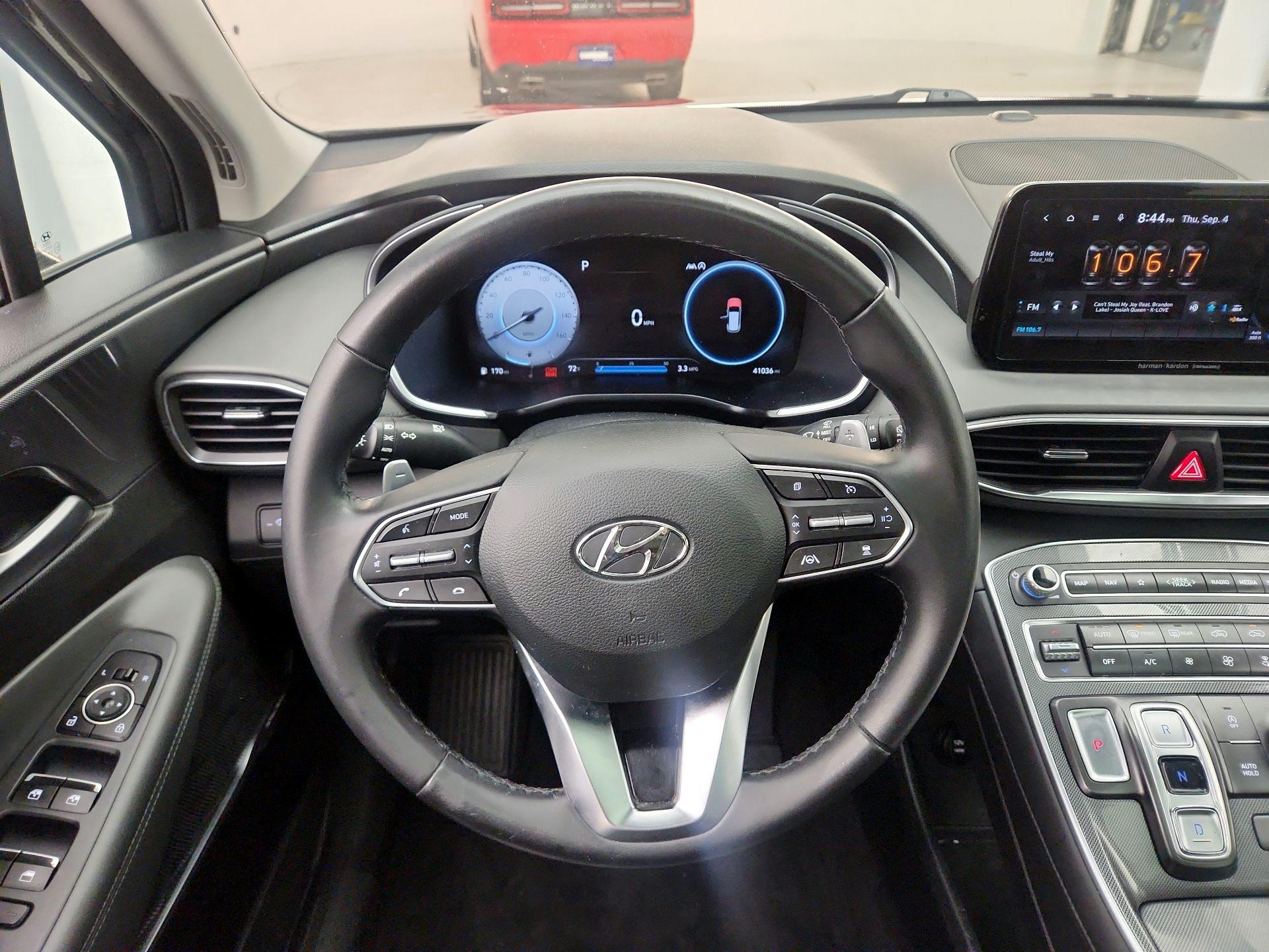 Thumbnail: 2022 Hyundai Santa Fe - 10