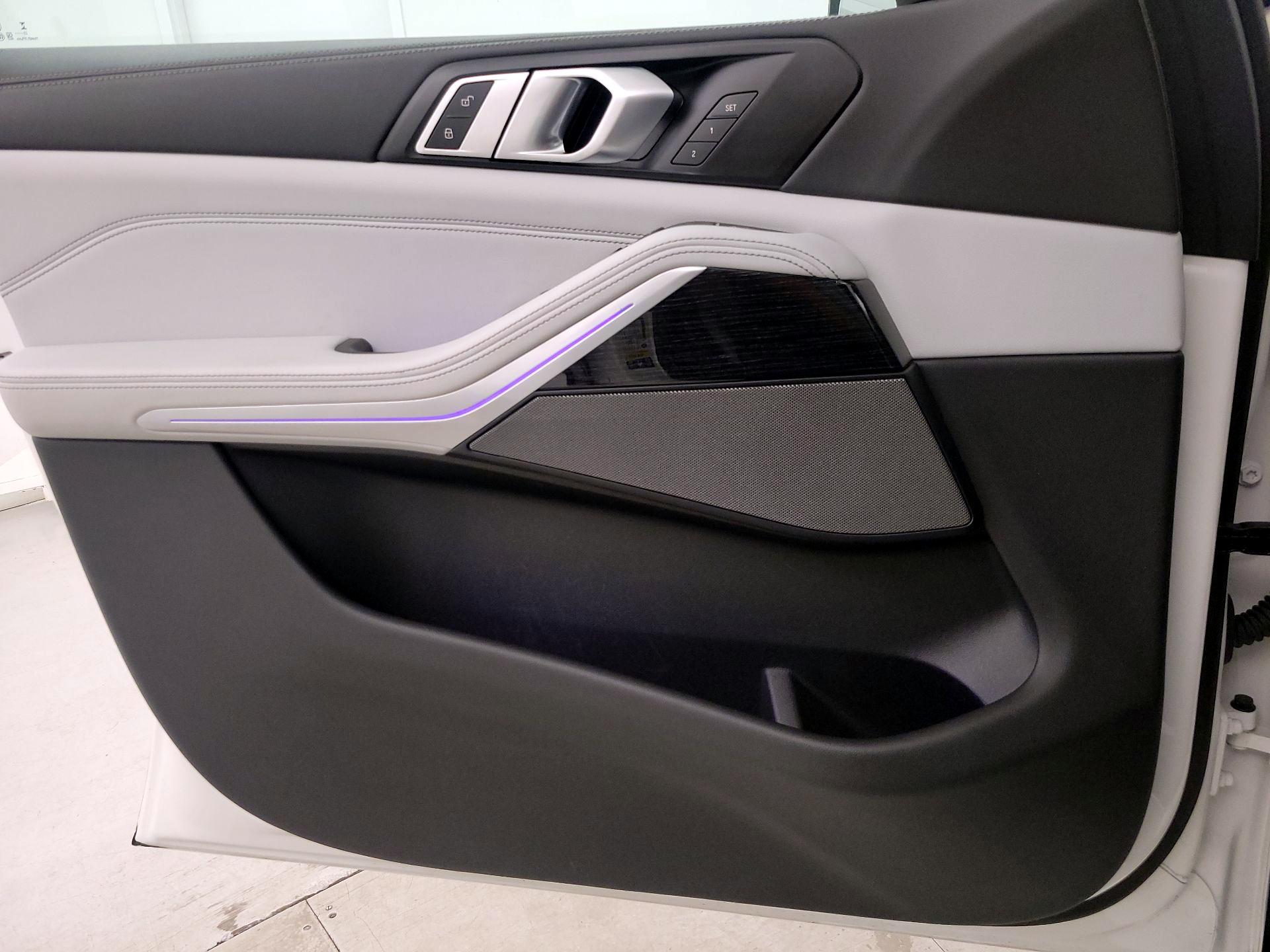 Thumbnail: 2024 BMW X5 - 12