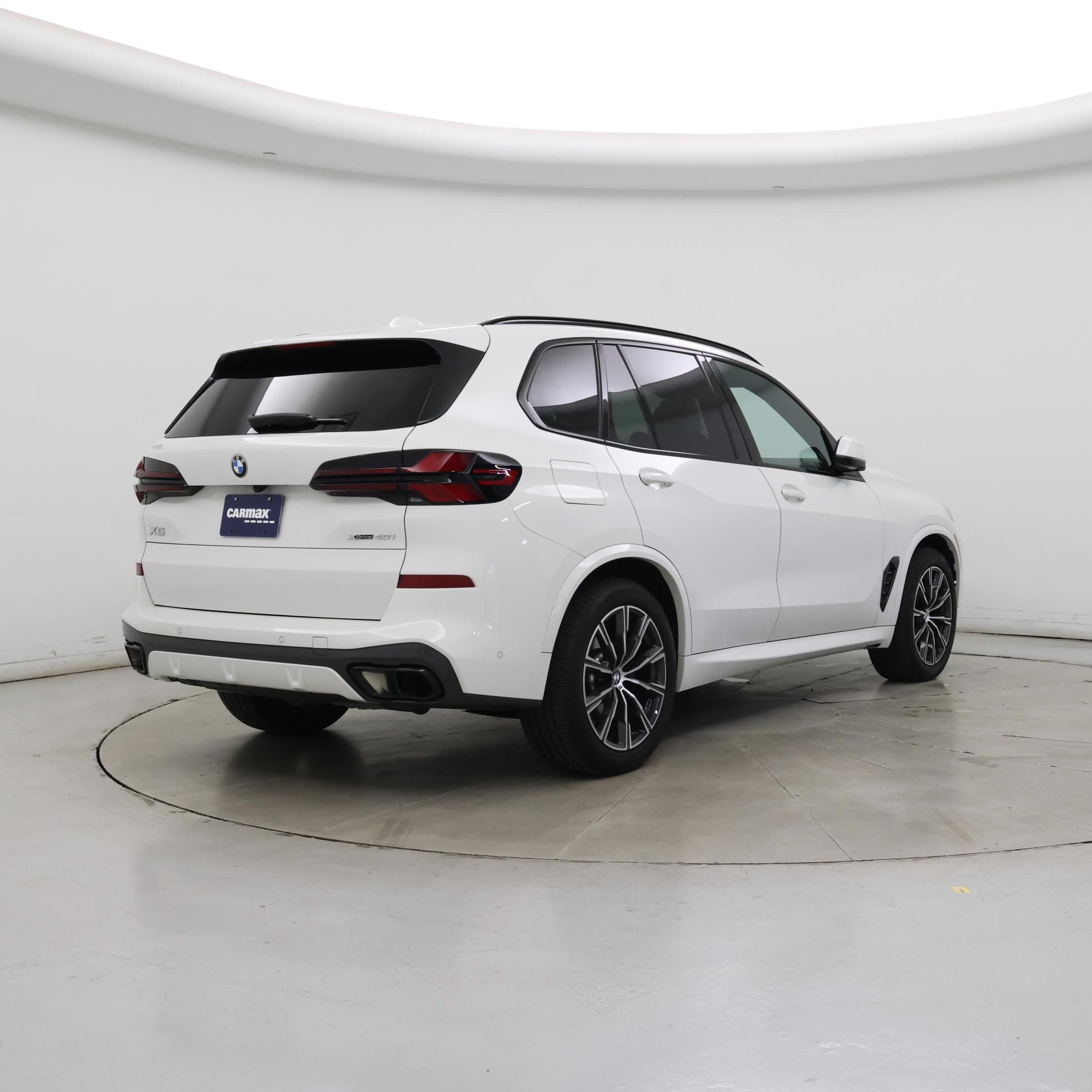 Thumbnail: 2024 BMW X5 - 8