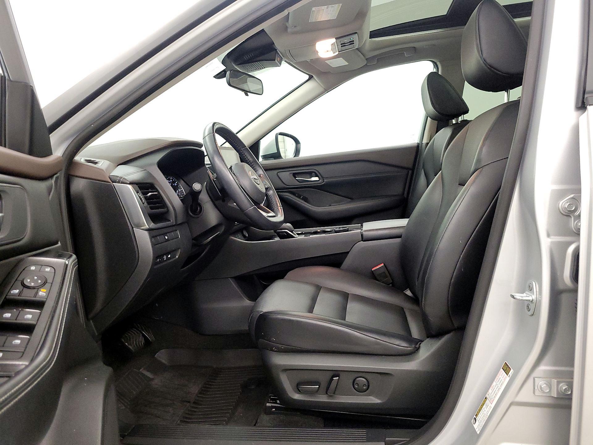 Thumbnail: 2023 Nissan Rogue - 11