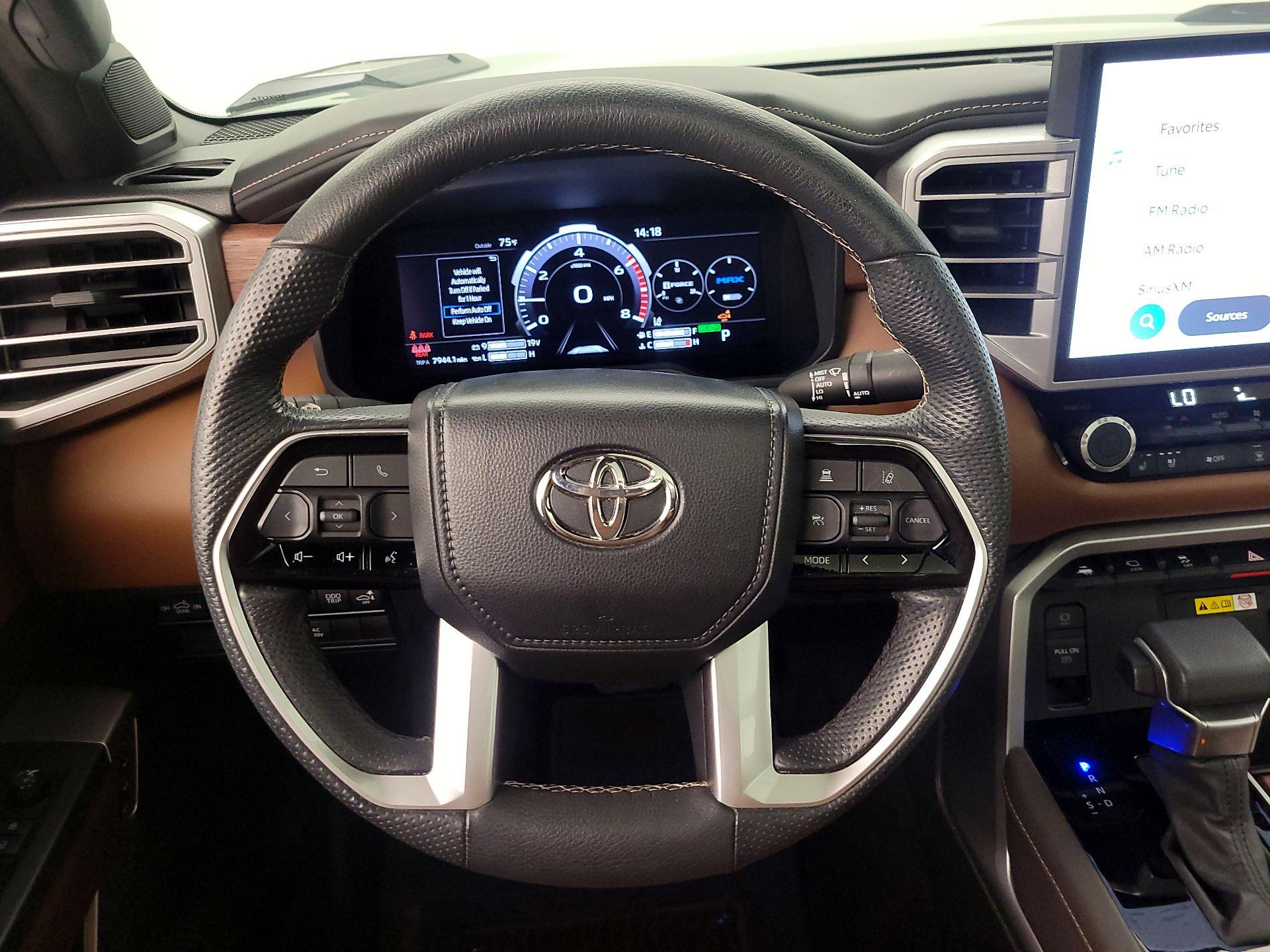 Thumbnail: 2024 Toyota Tundra - 10