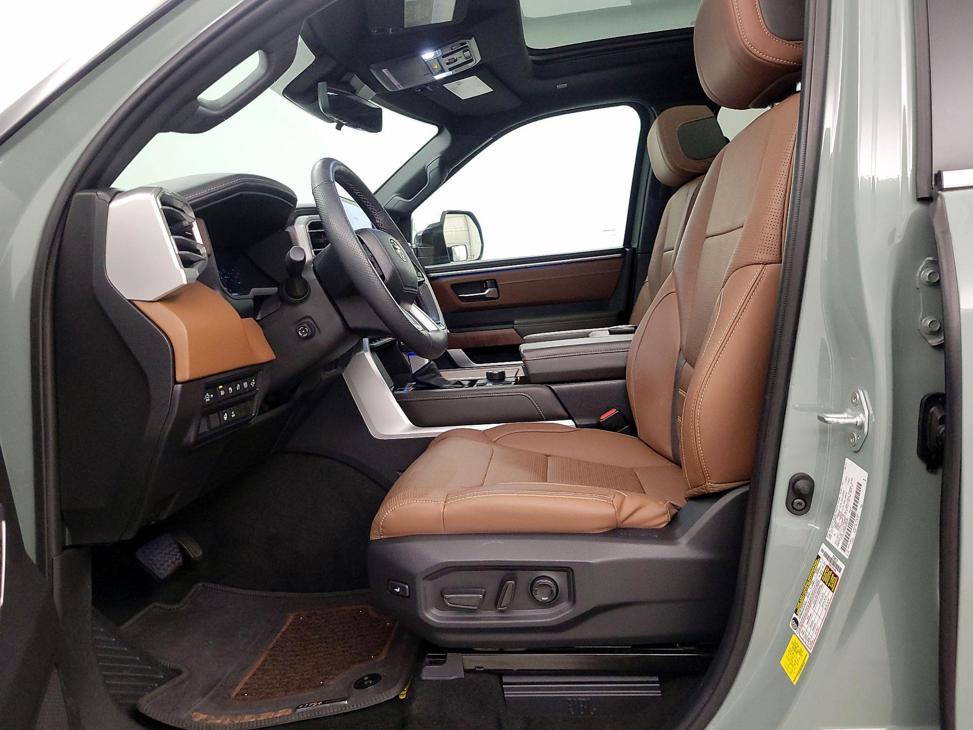 Thumbnail: 2024 Toyota Tundra - 11