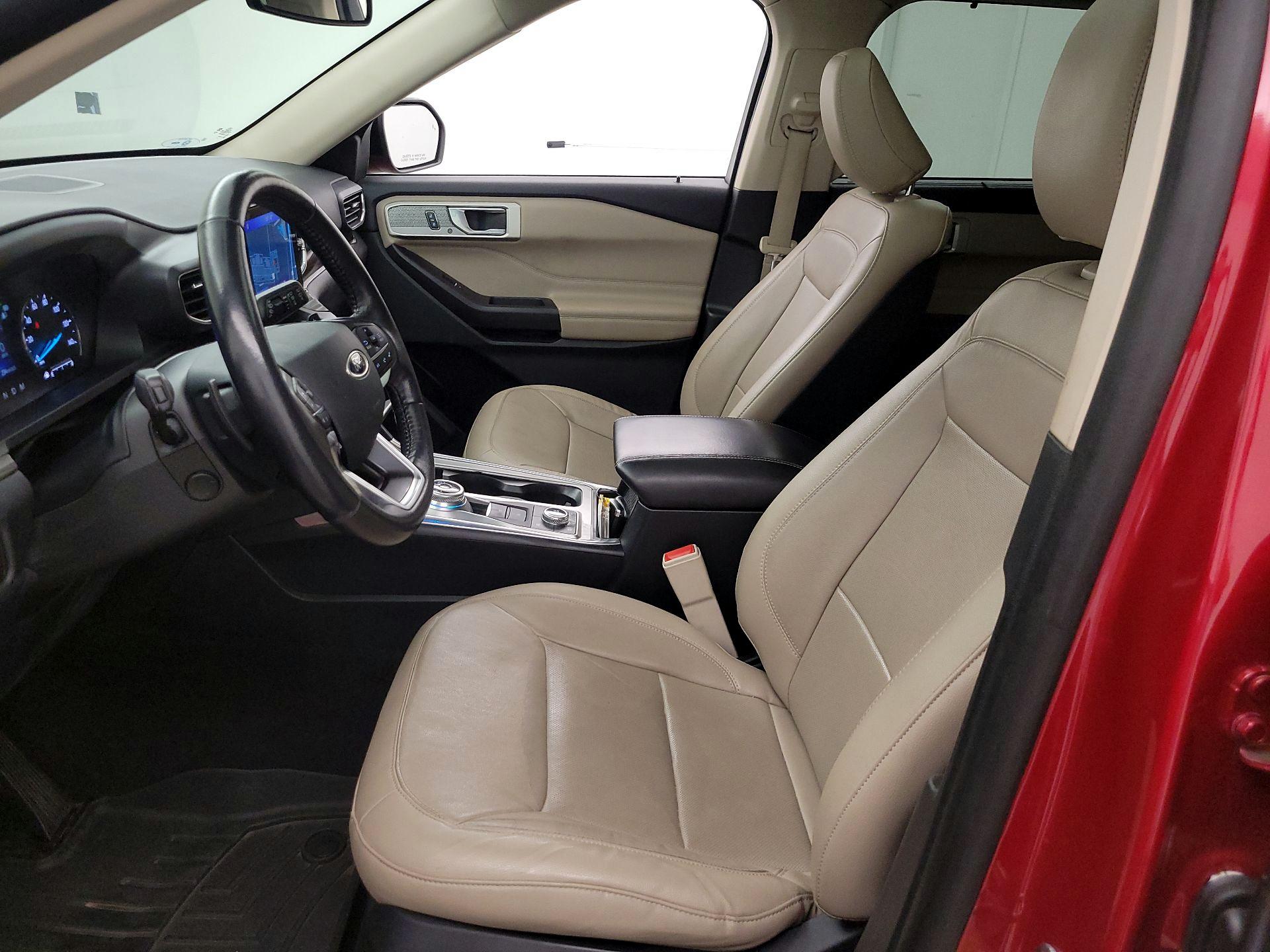 Thumbnail: 2020 Ford Explorer - 11