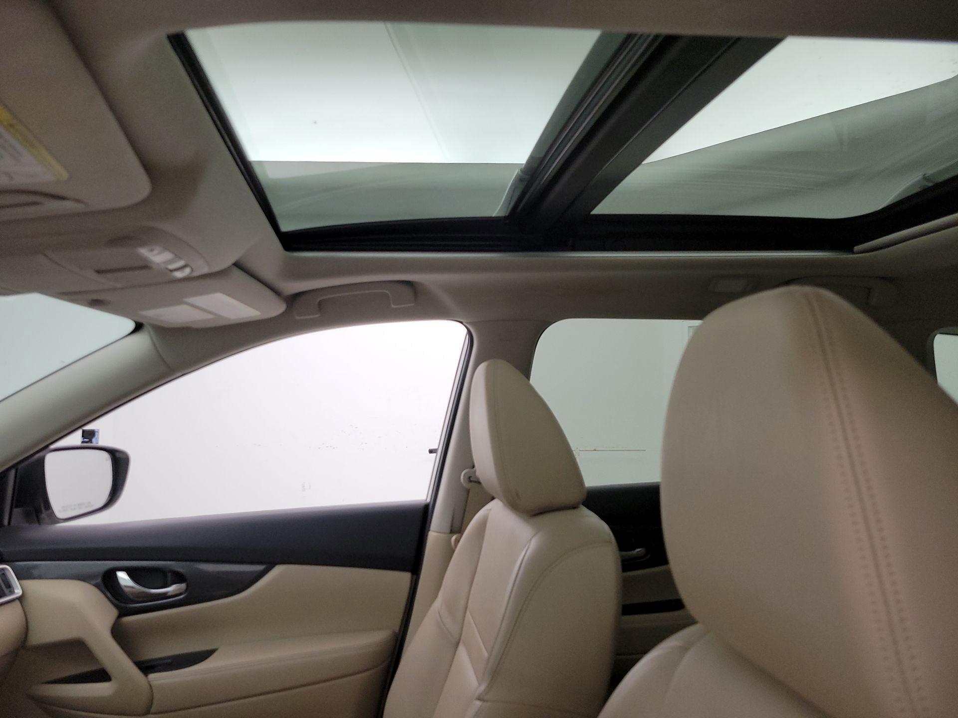 Thumbnail: 2014 Nissan Rogue - 20