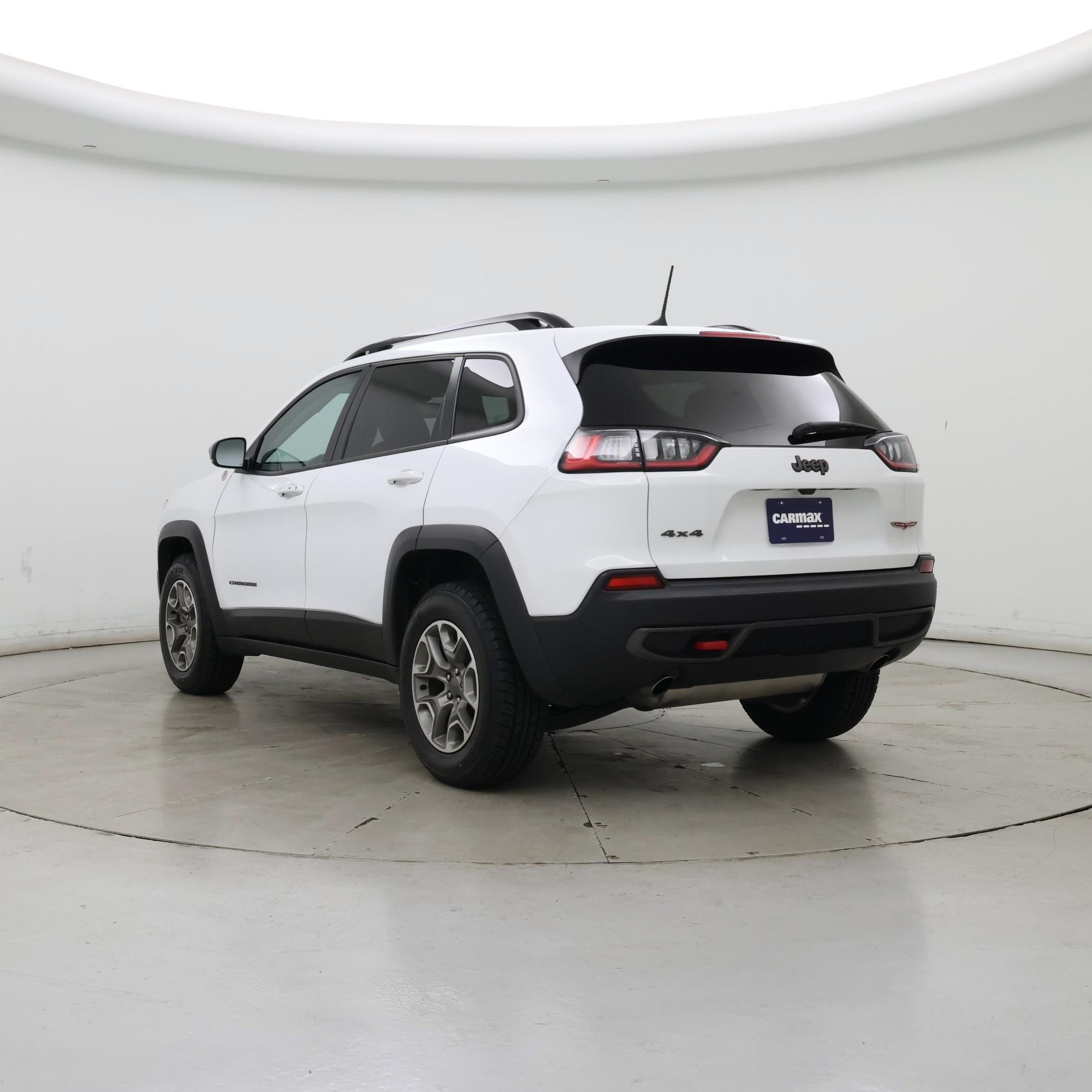 Thumbnail: 2022 Jeep Cherokee - 2