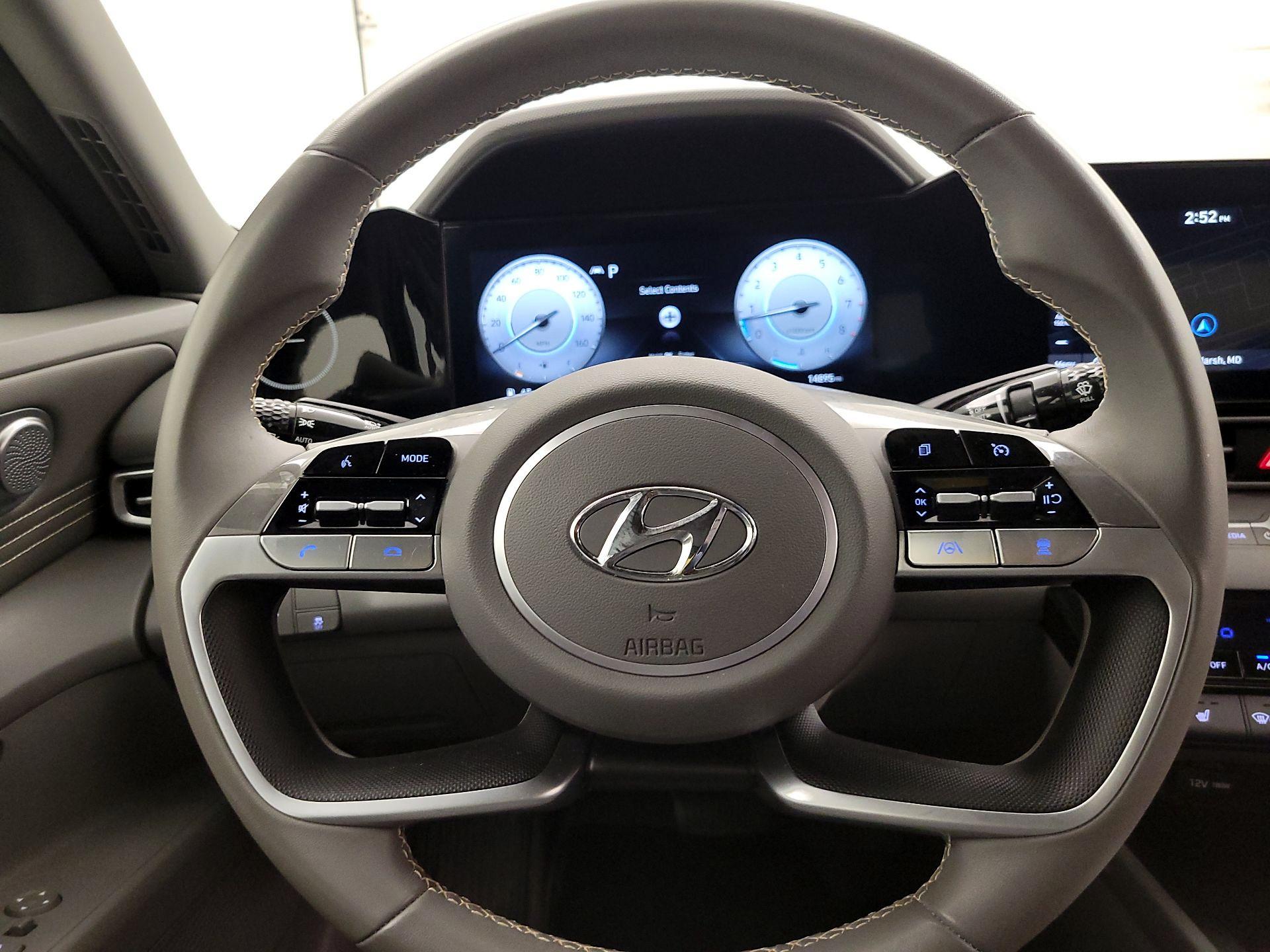Thumbnail: 2023 Hyundai Elantra - 10