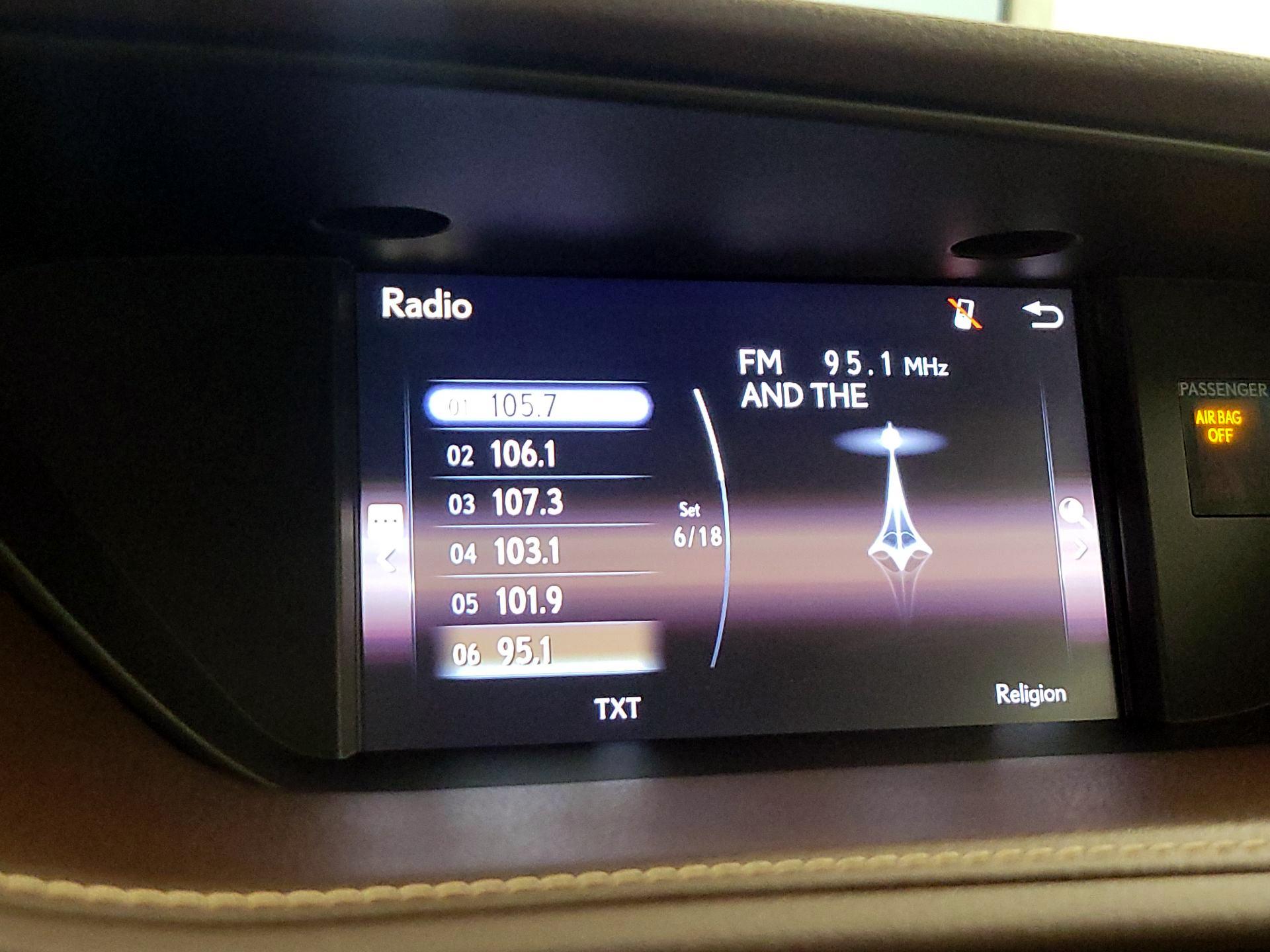 Thumbnail: 2016 Lexus ES - 15