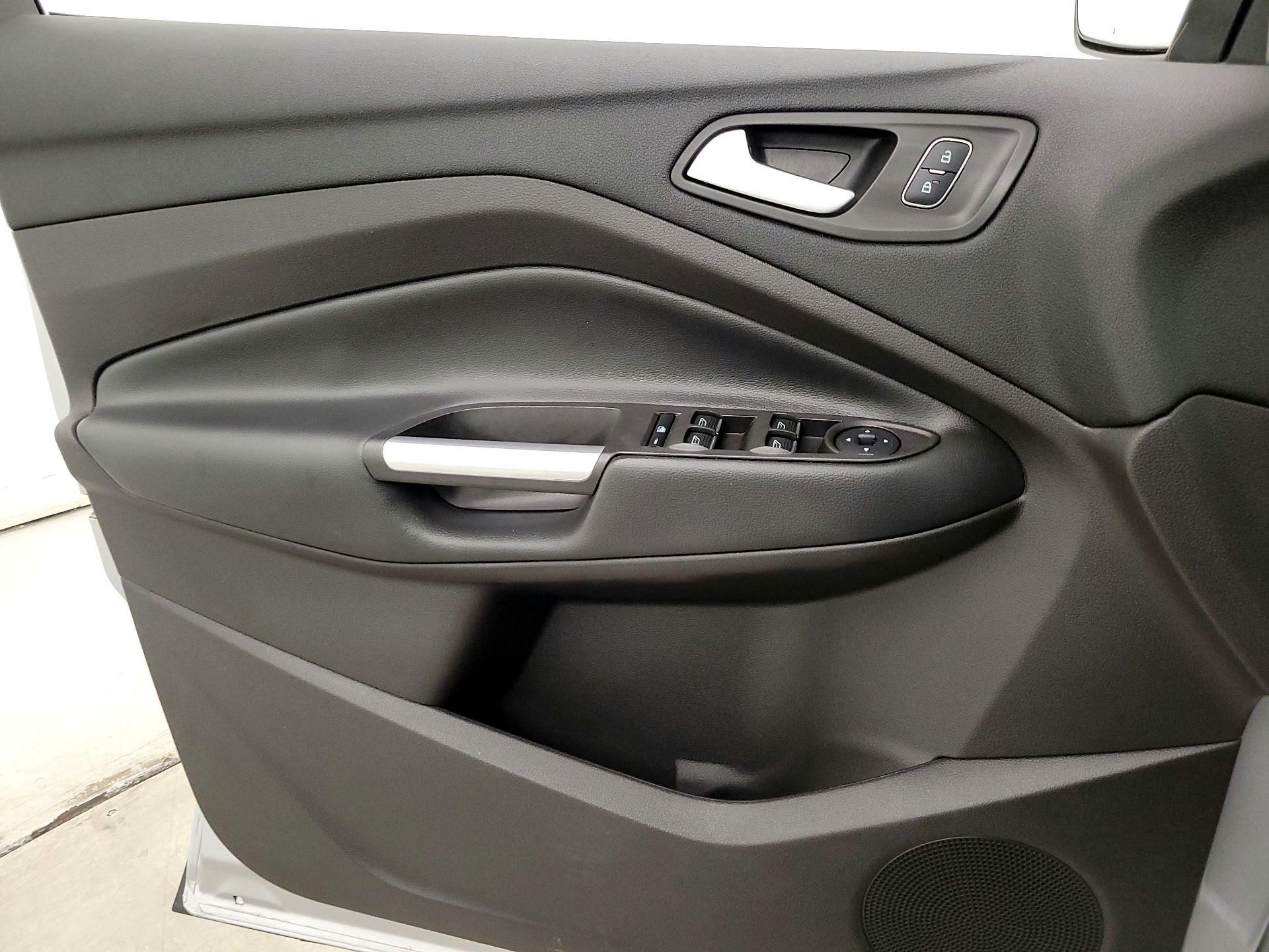 Thumbnail: 2019 Ford Escape - 12