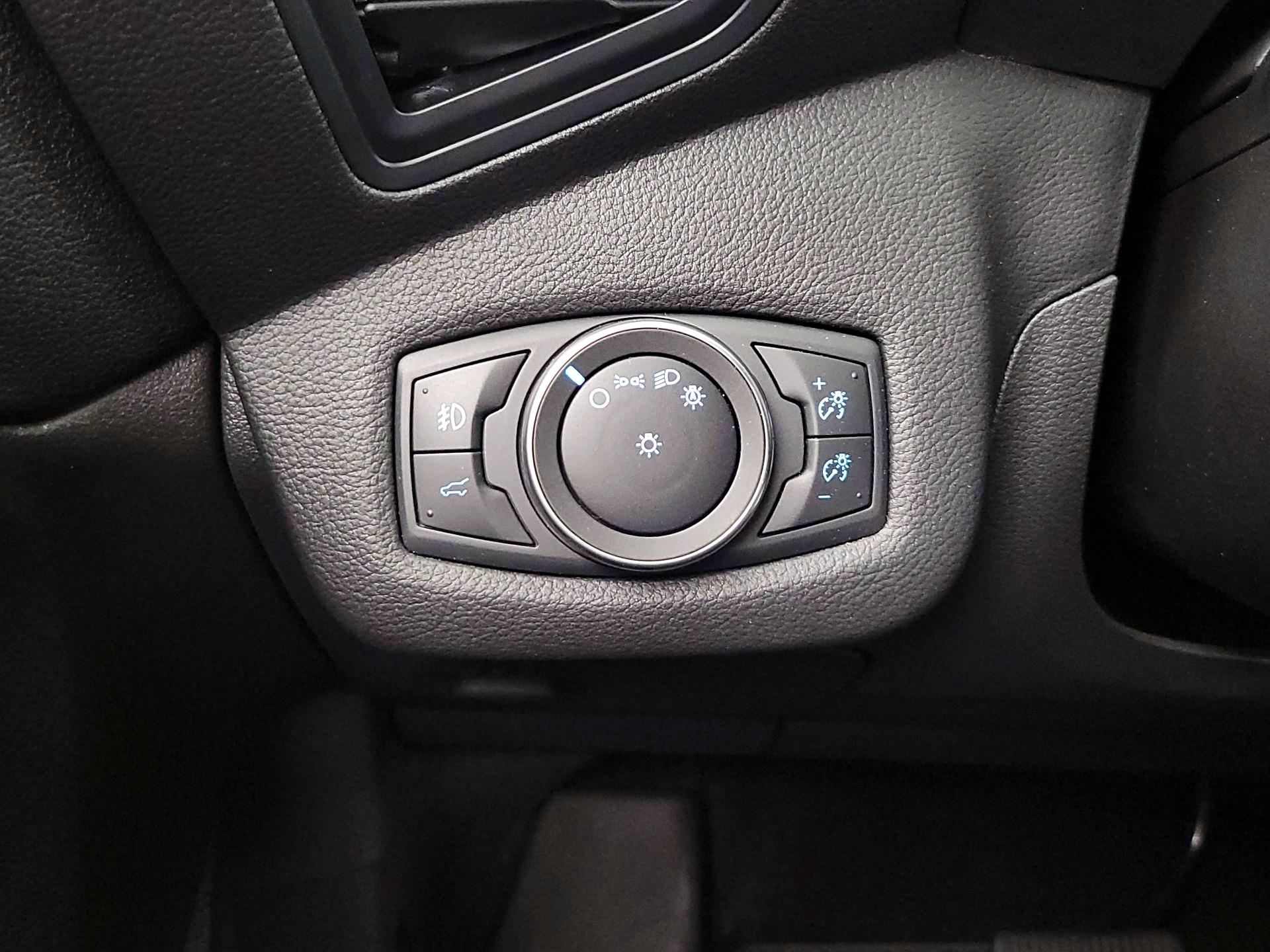 Thumbnail: 2019 Ford Escape - 13