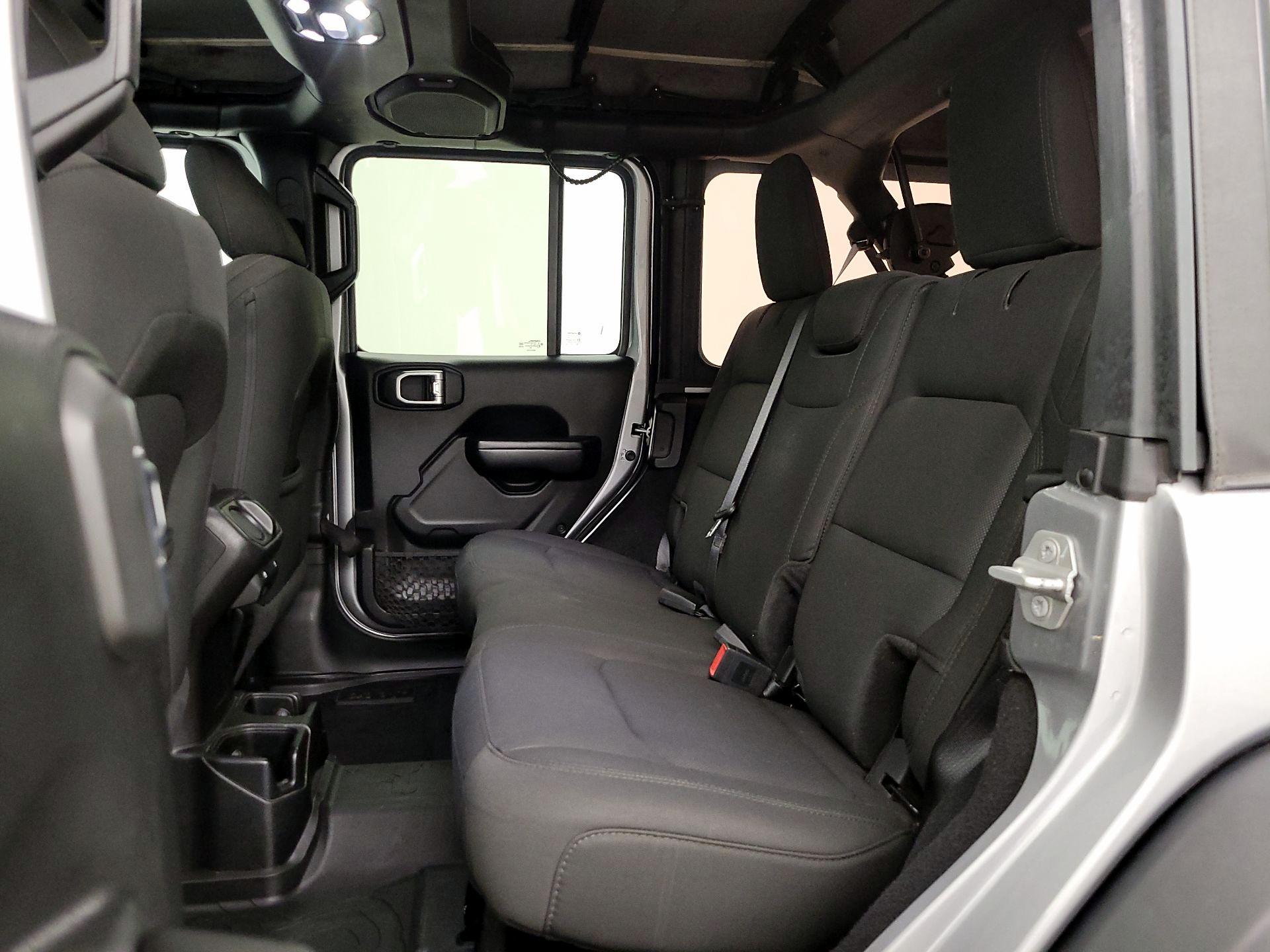 Thumbnail: 2020 Jeep Wrangler - 20