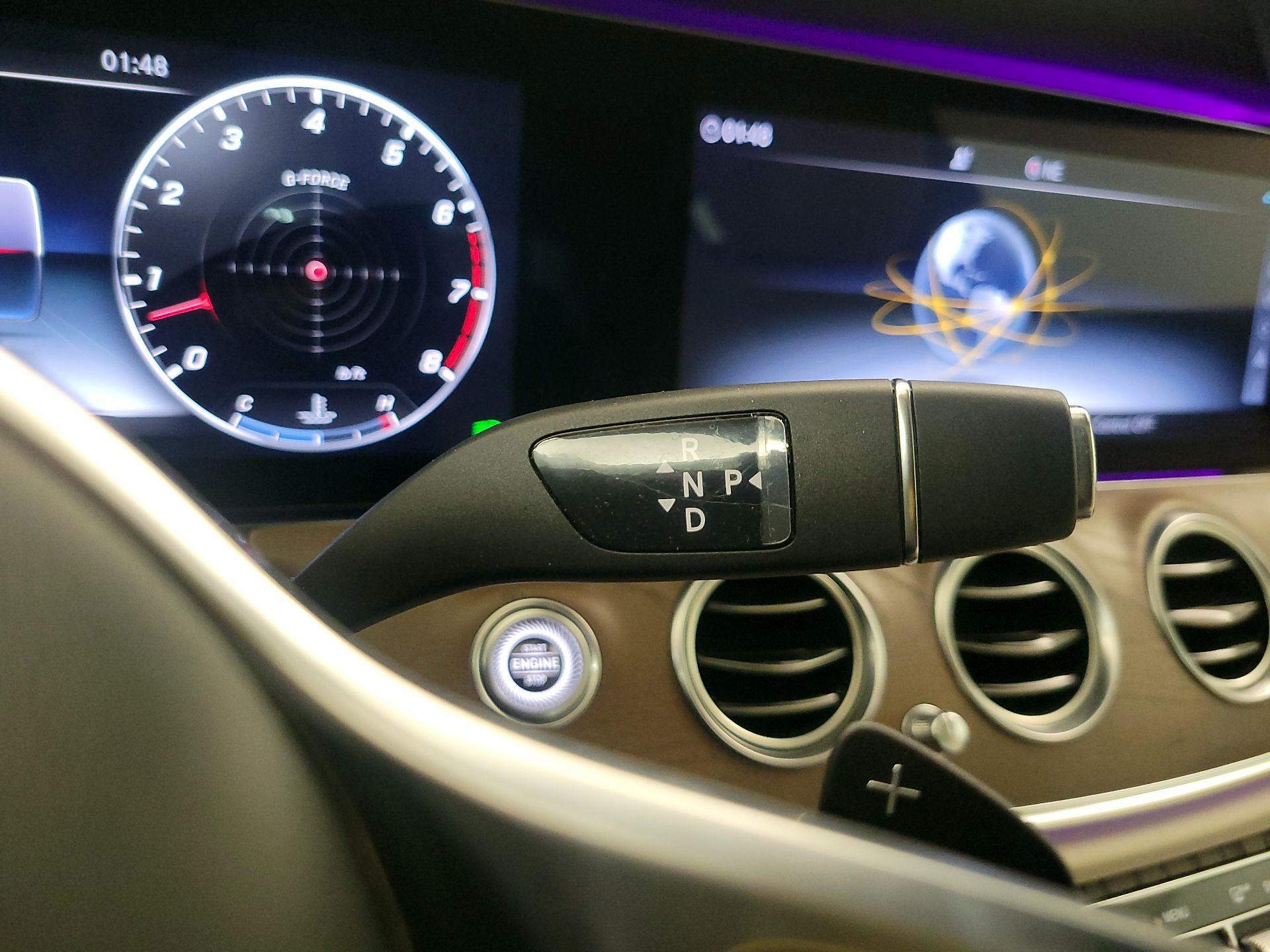Thumbnail: 2020 Mercedes-Benz E-Class - 18
