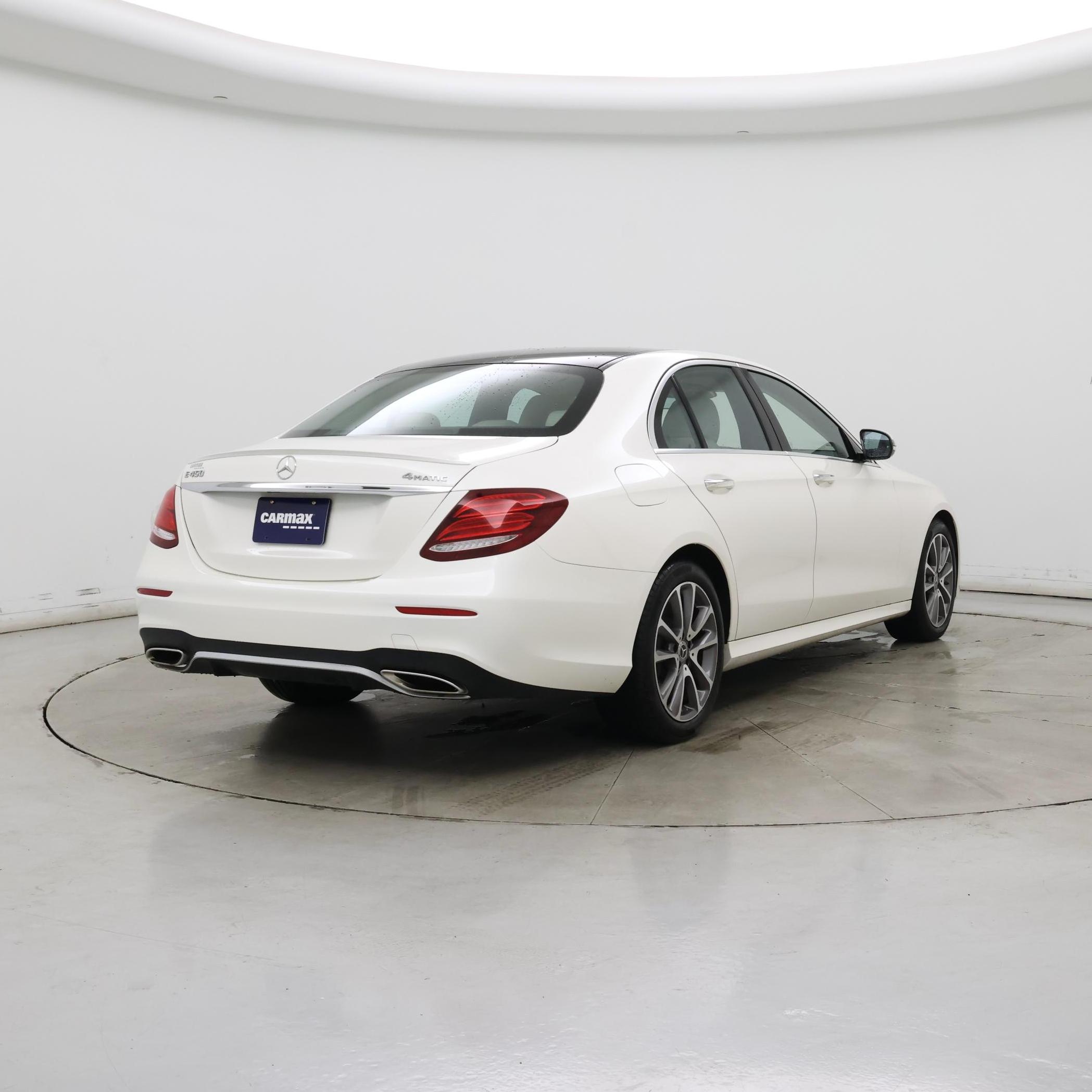 Thumbnail: 2020 Mercedes-Benz E-Class - 8
