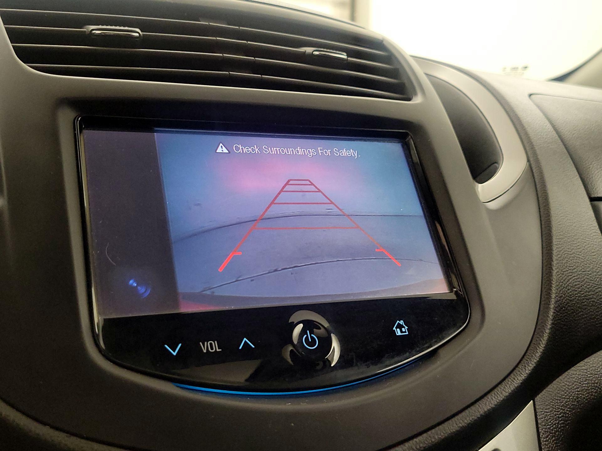 Thumbnail: 2016 Chevrolet Trax - 14