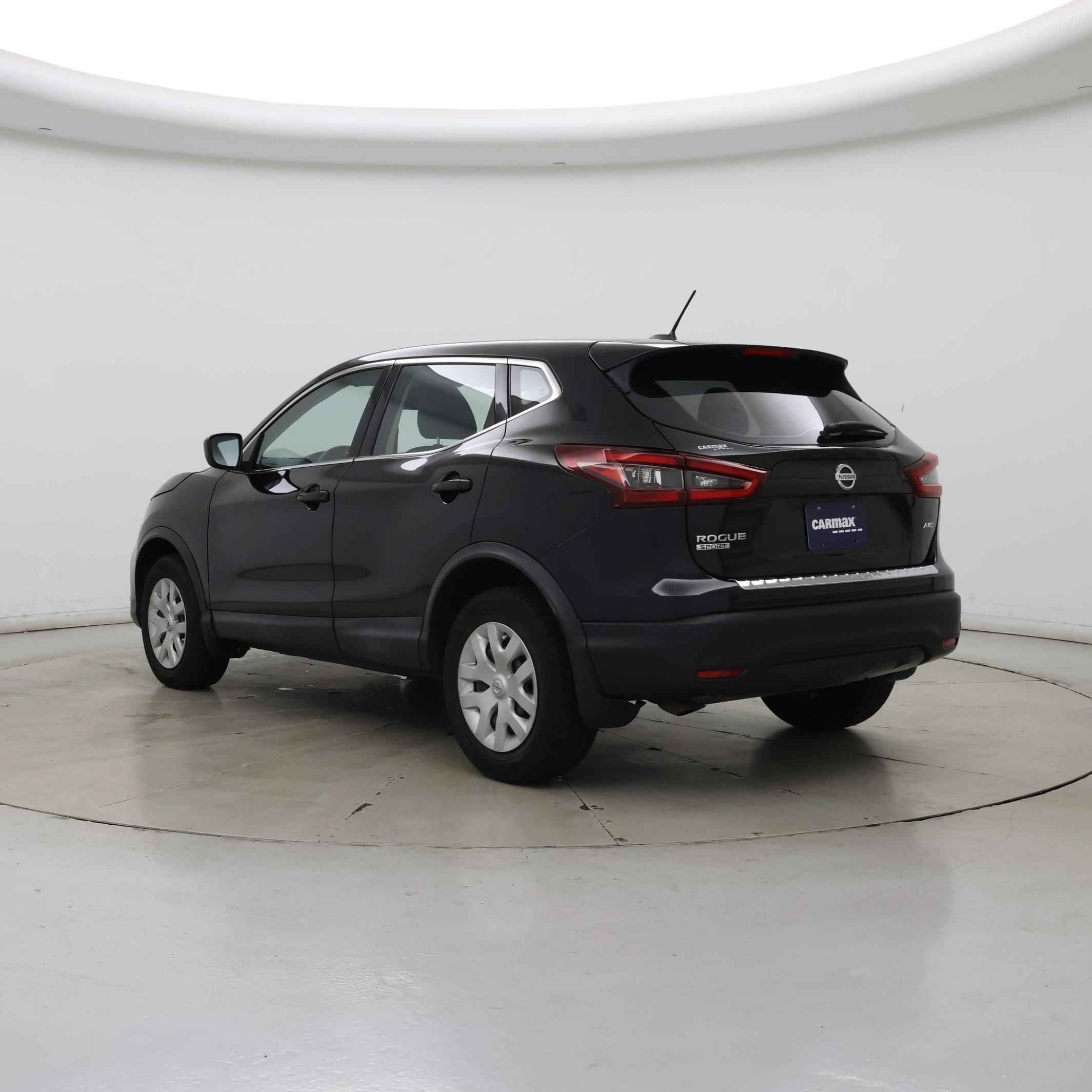 Thumbnail: 2020 Nissan Rogue Sport - 2