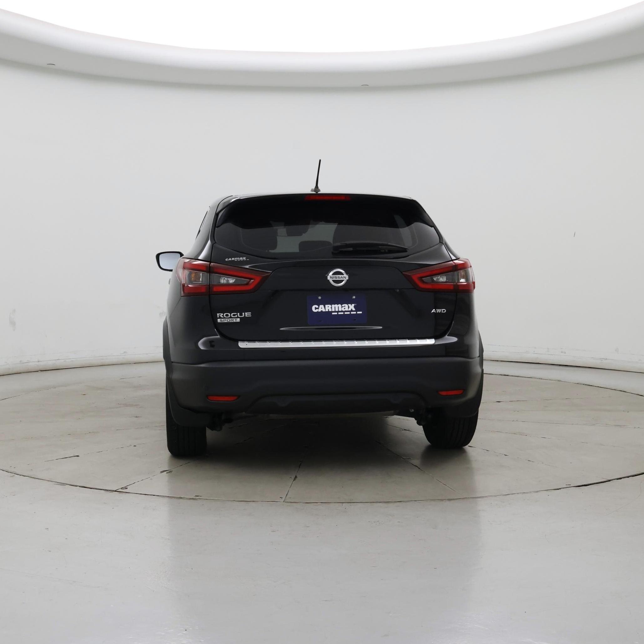 Thumbnail: 2020 Nissan Rogue Sport - 6