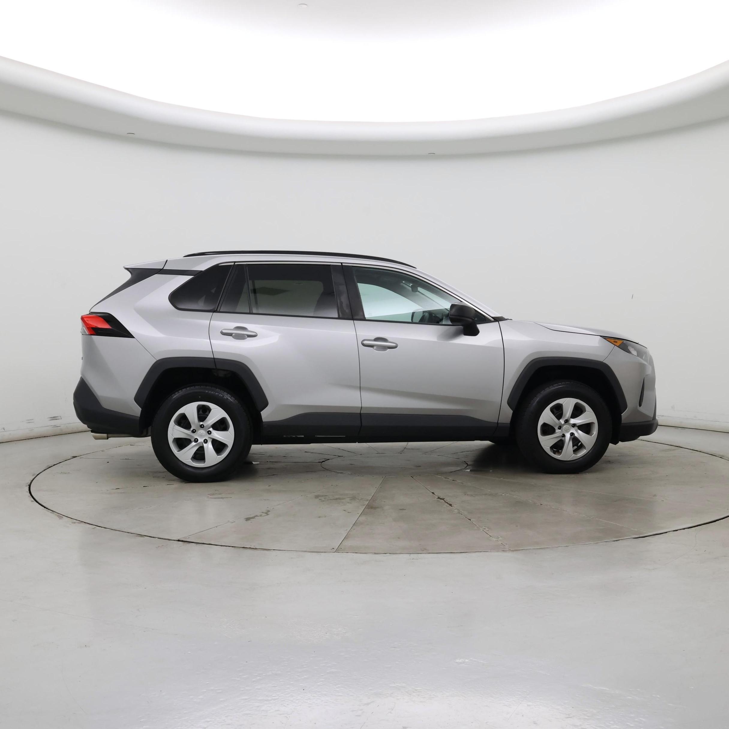 Thumbnail: 2020 Toyota RAV4 - 7