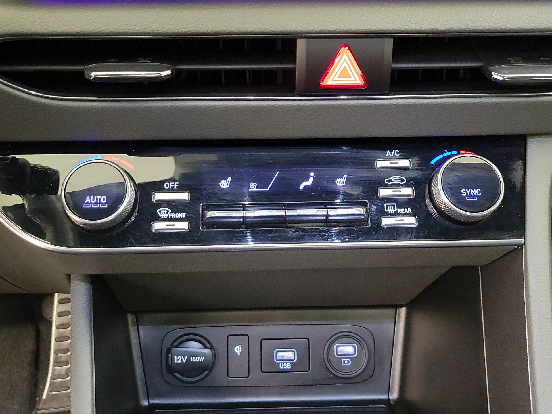 Thumbnail: 2021 Hyundai Sonata - 17