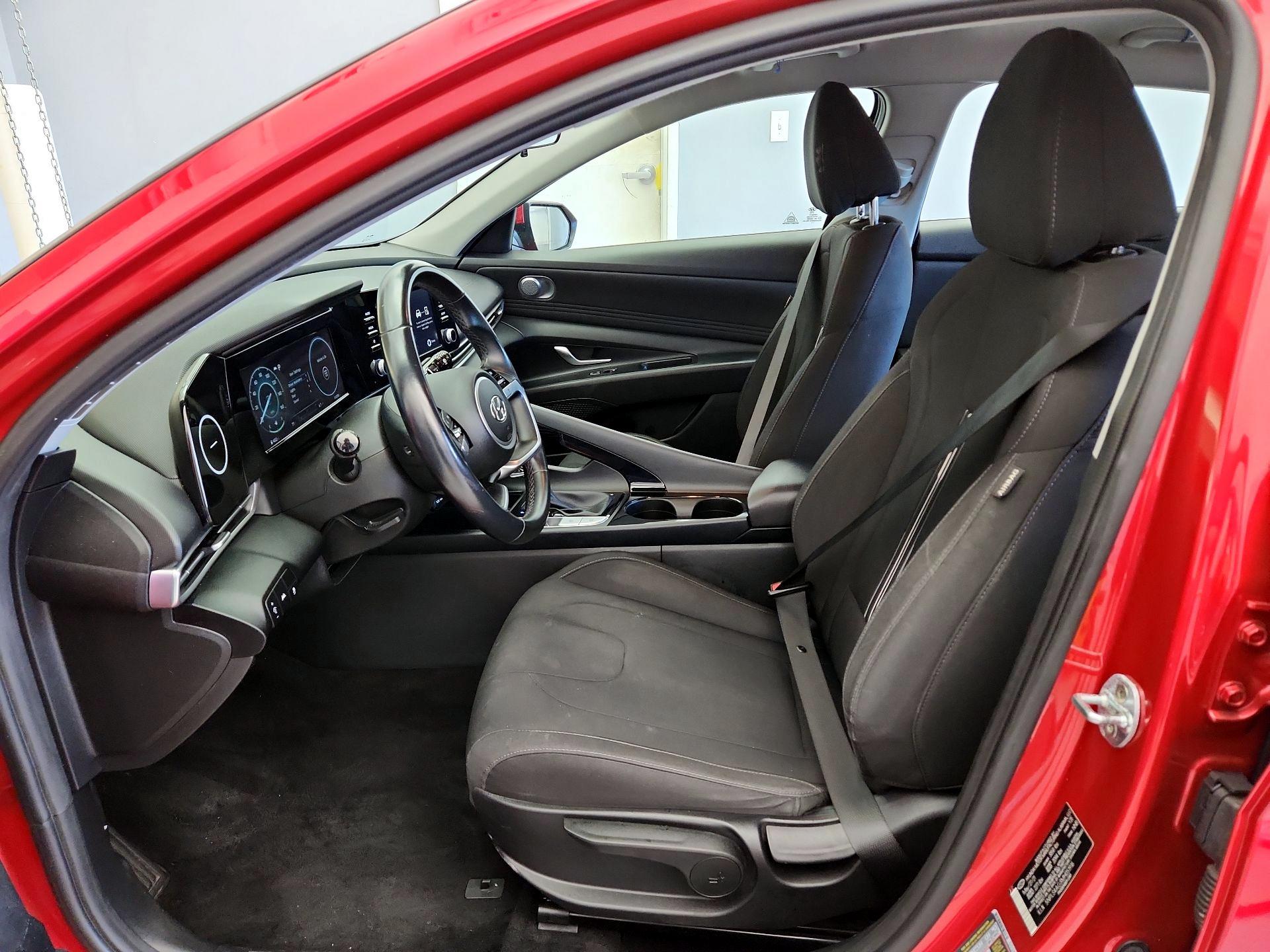 Thumbnail: 2021 Hyundai Elantra - 11