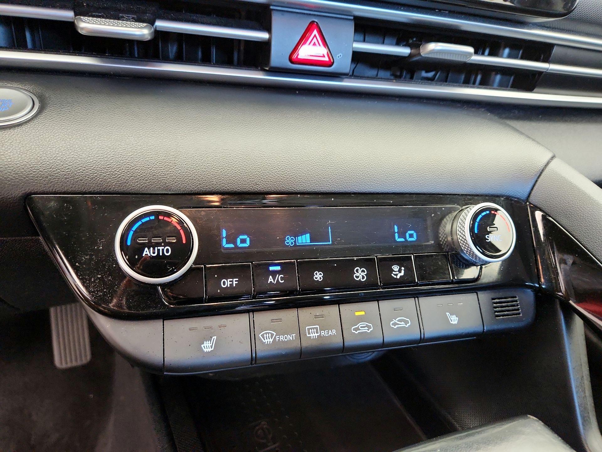 Thumbnail: 2021 Hyundai Elantra - 16