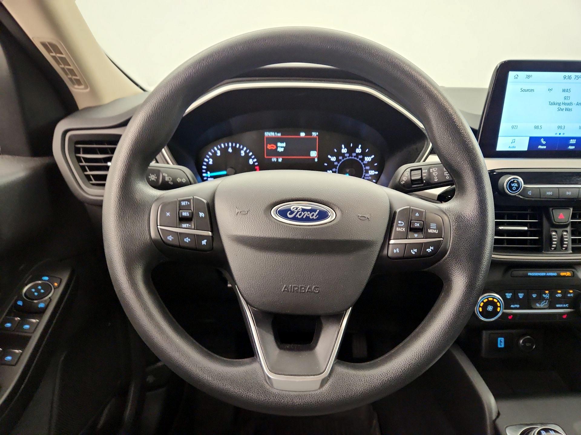 Thumbnail: 2020 Ford Escape - 10