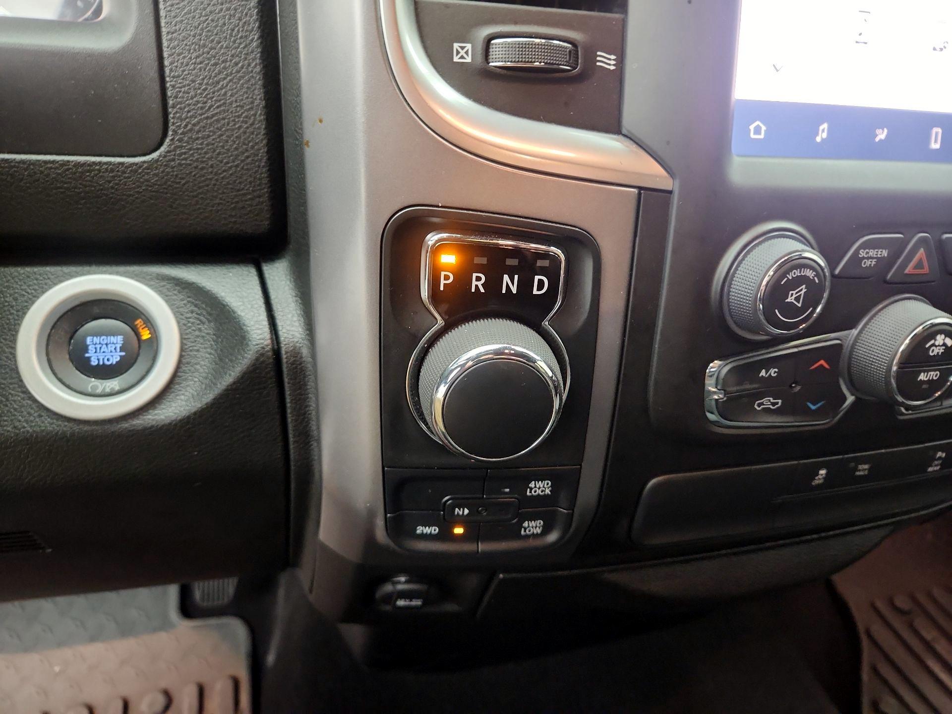 Thumbnail: 2022 RAM 1500 Classic - 17