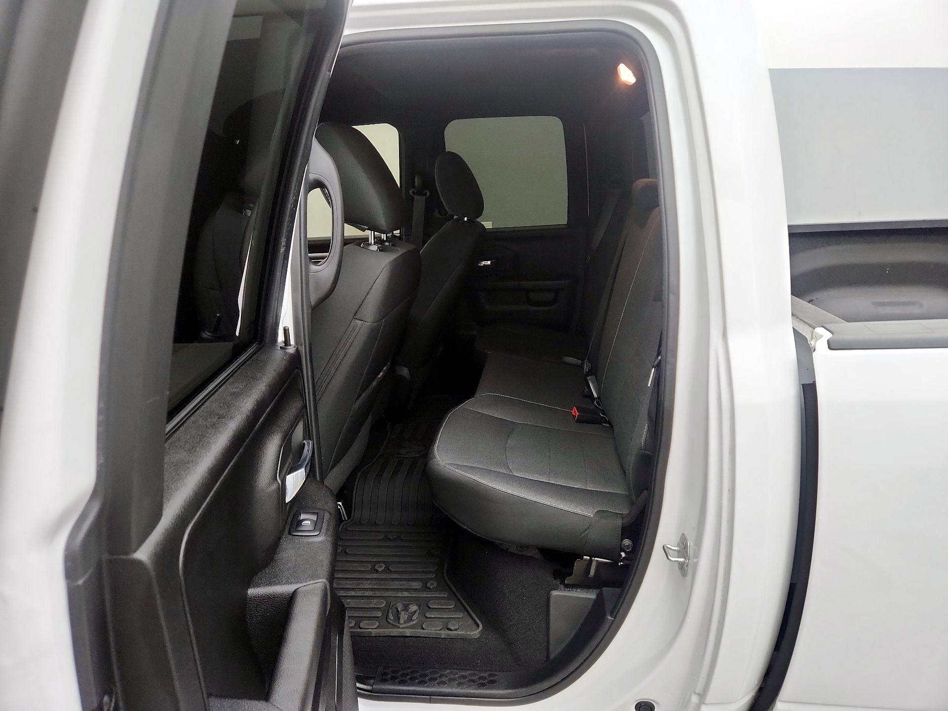 Thumbnail: 2022 RAM 1500 Classic - 19