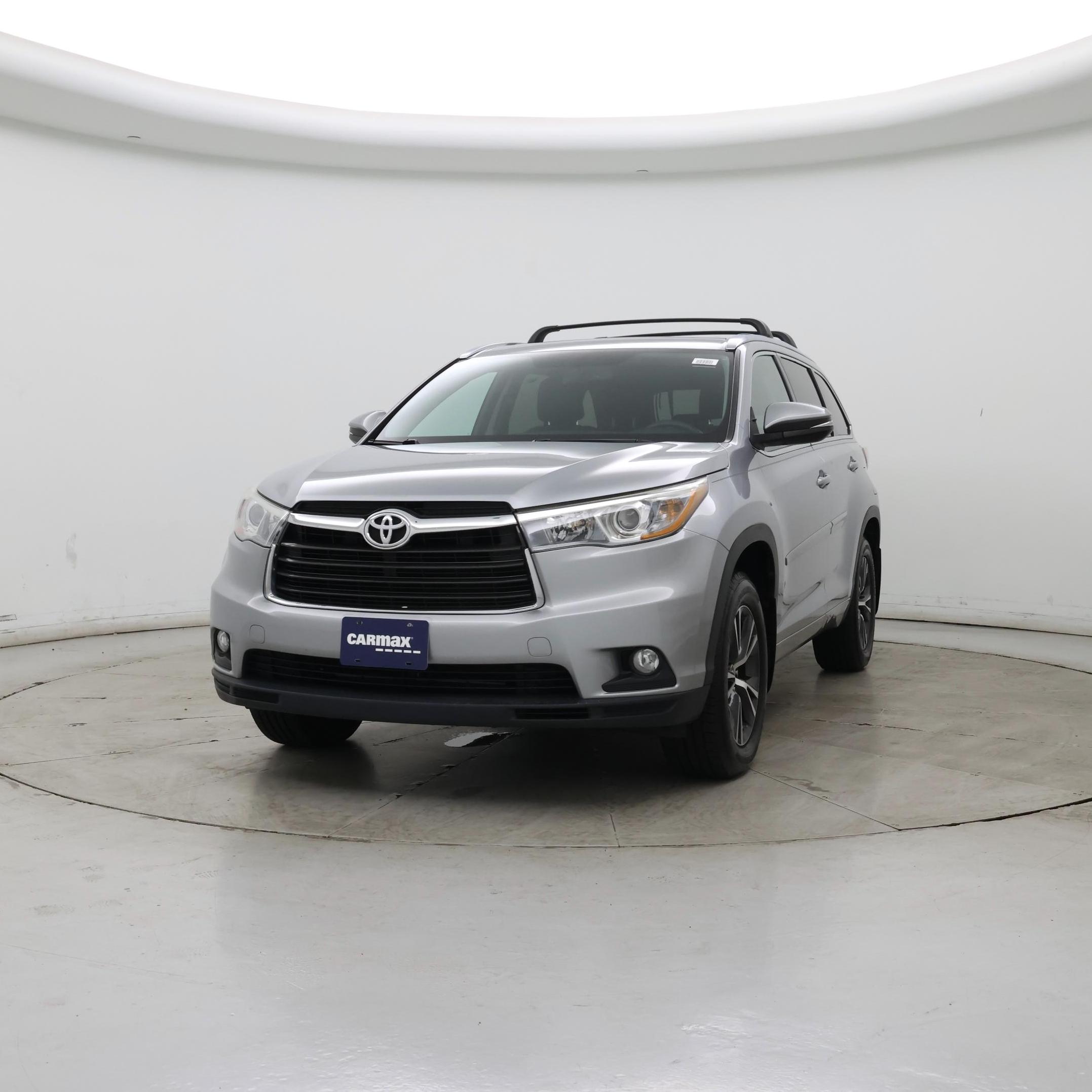 Thumbnail: 2016 Toyota Highlander - 4