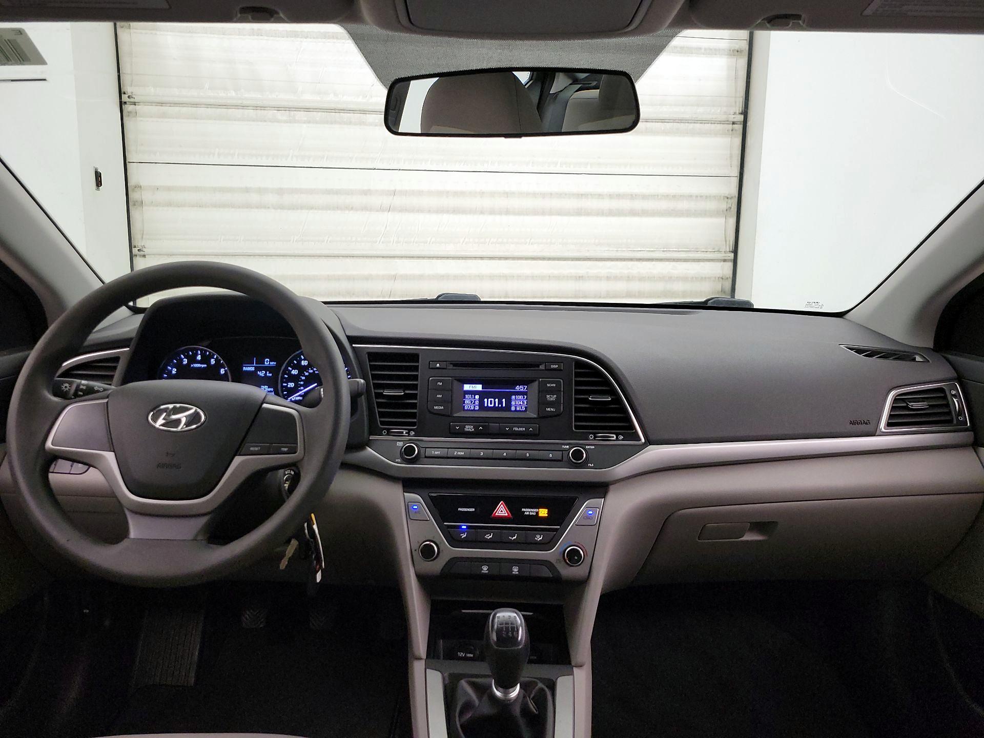 Thumbnail: 2018 Hyundai Elantra - 9