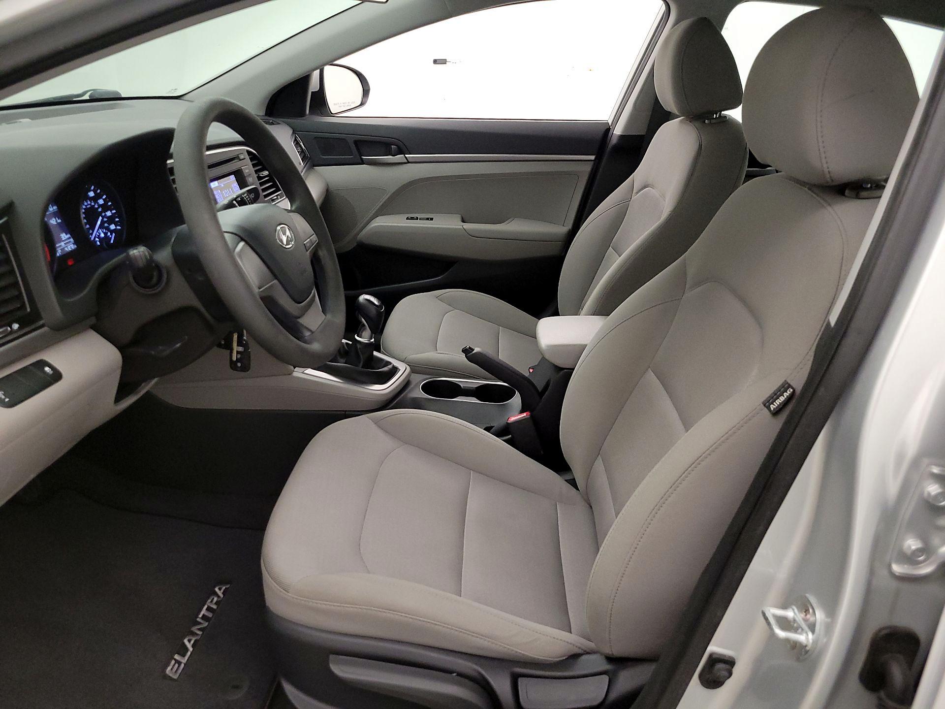 Thumbnail: 2018 Hyundai Elantra - 11