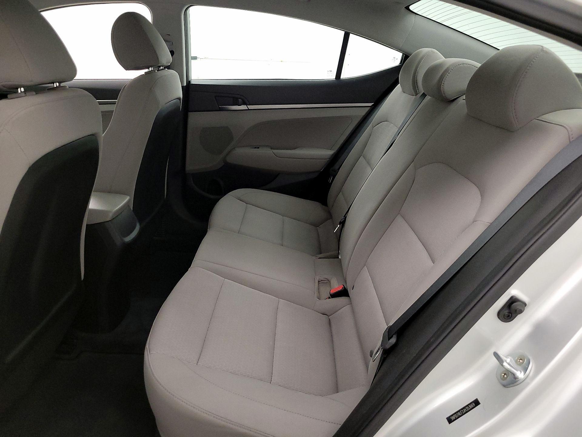 Thumbnail: 2018 Hyundai Elantra - 18