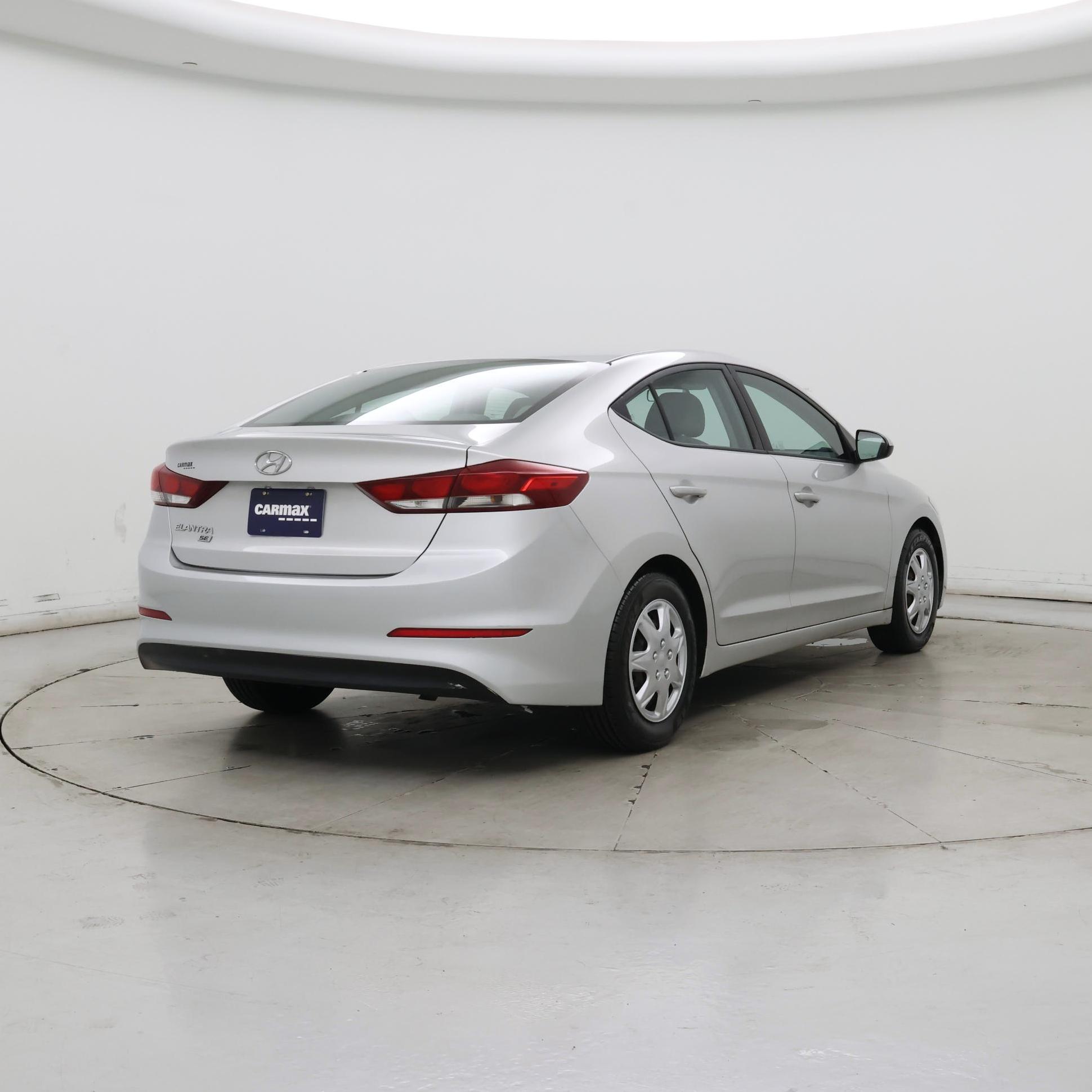 Thumbnail: 2018 Hyundai Elantra - 8
