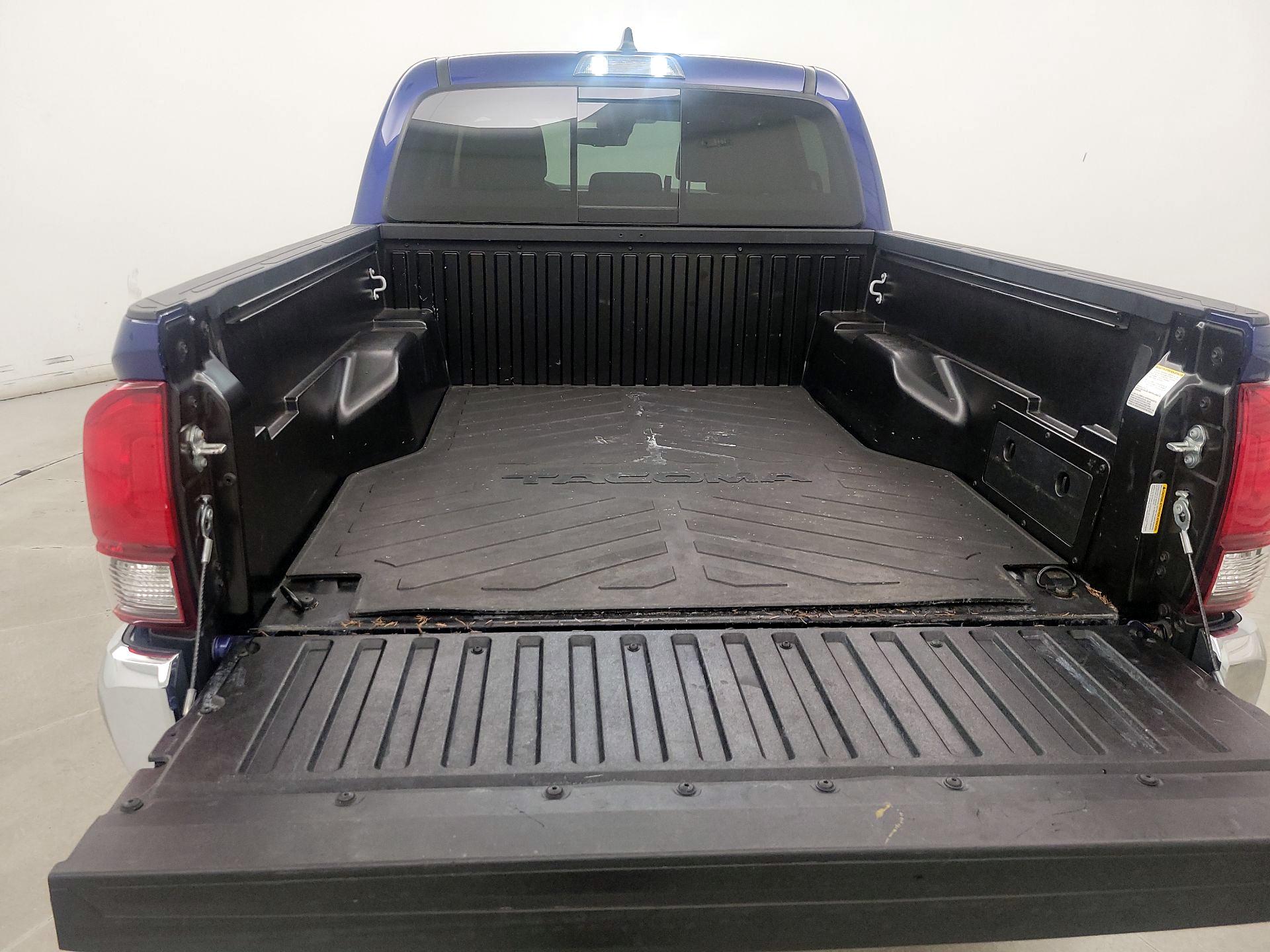 Thumbnail: 2022 Toyota Tacoma - 20