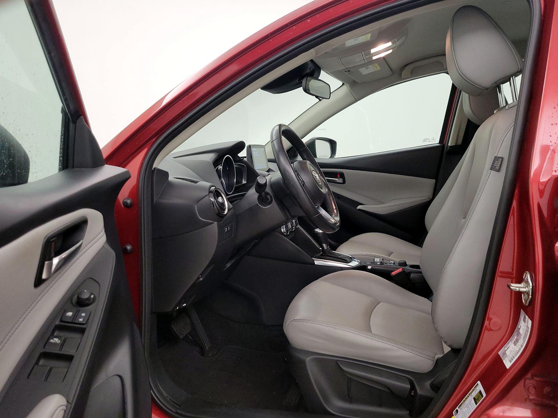 Thumbnail: 2019 Toyota Yaris - 19