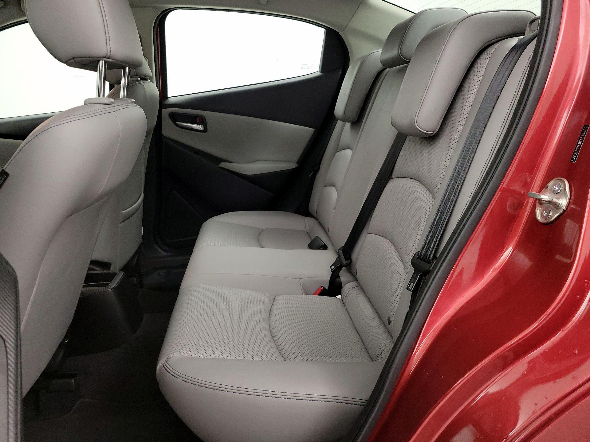 Thumbnail: 2019 Toyota Yaris - 20