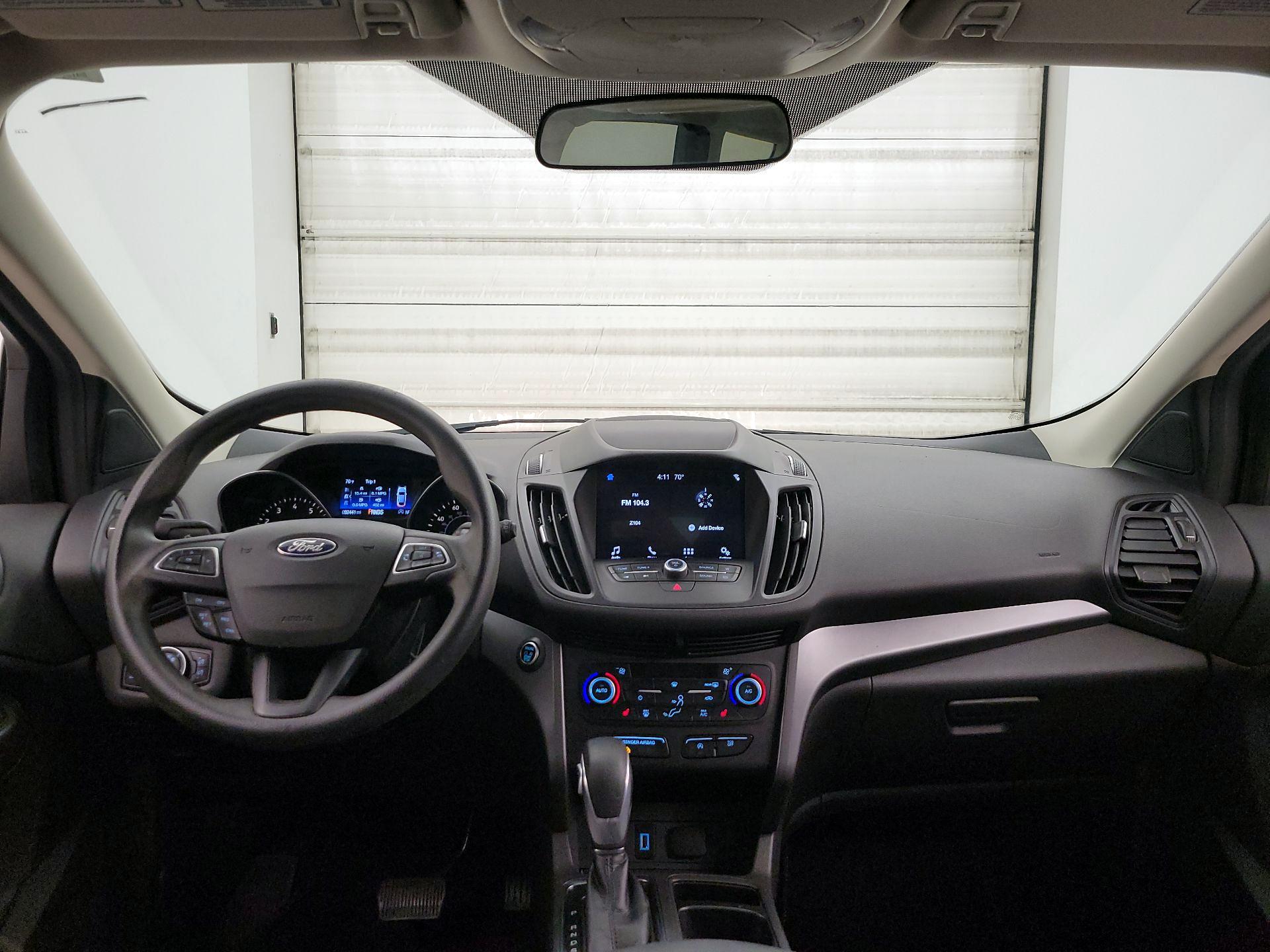 Thumbnail: 2019 Ford Escape - 9