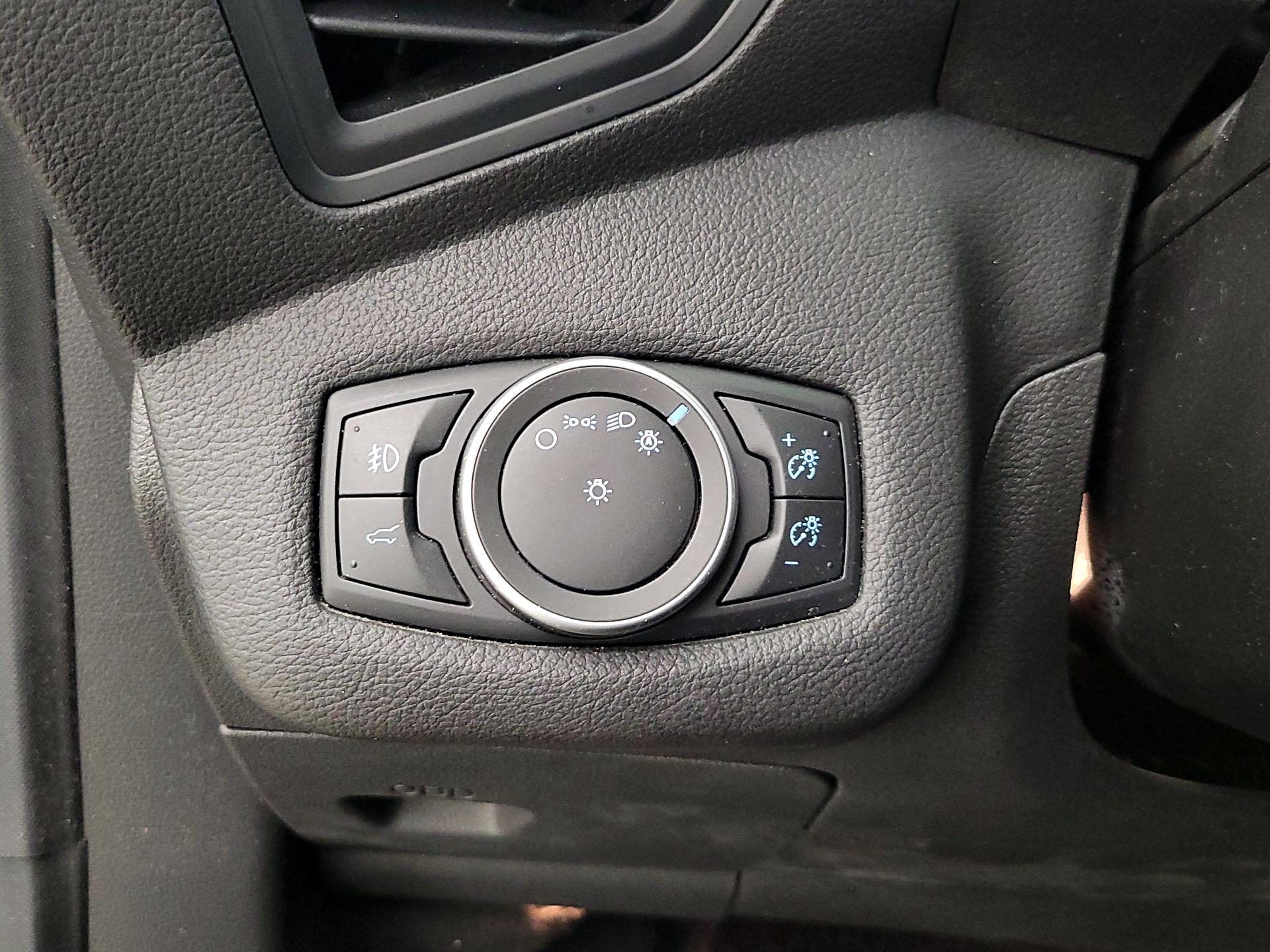 Thumbnail: 2019 Ford Escape - 13