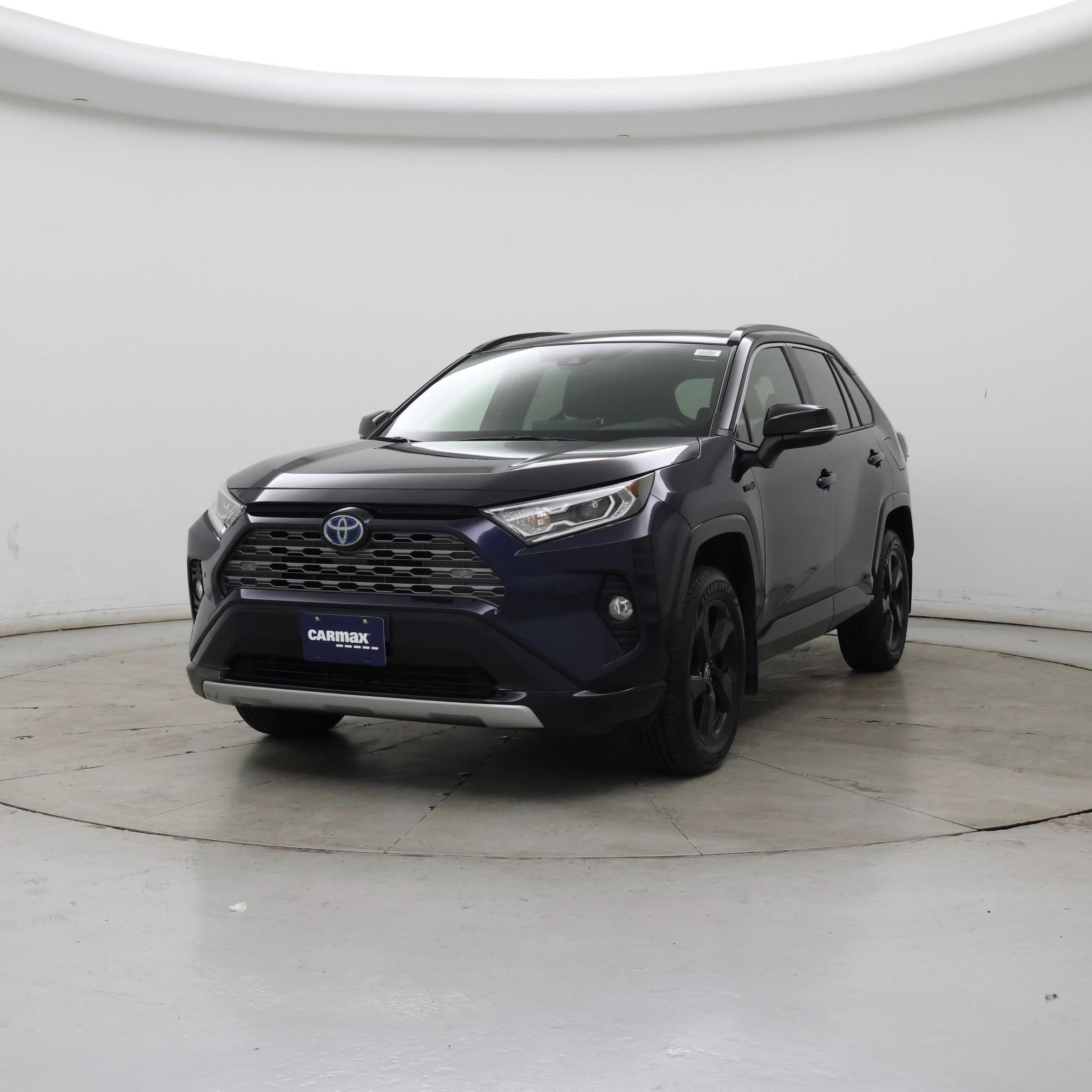 Thumbnail: 2021 Toyota RAV4 - 4