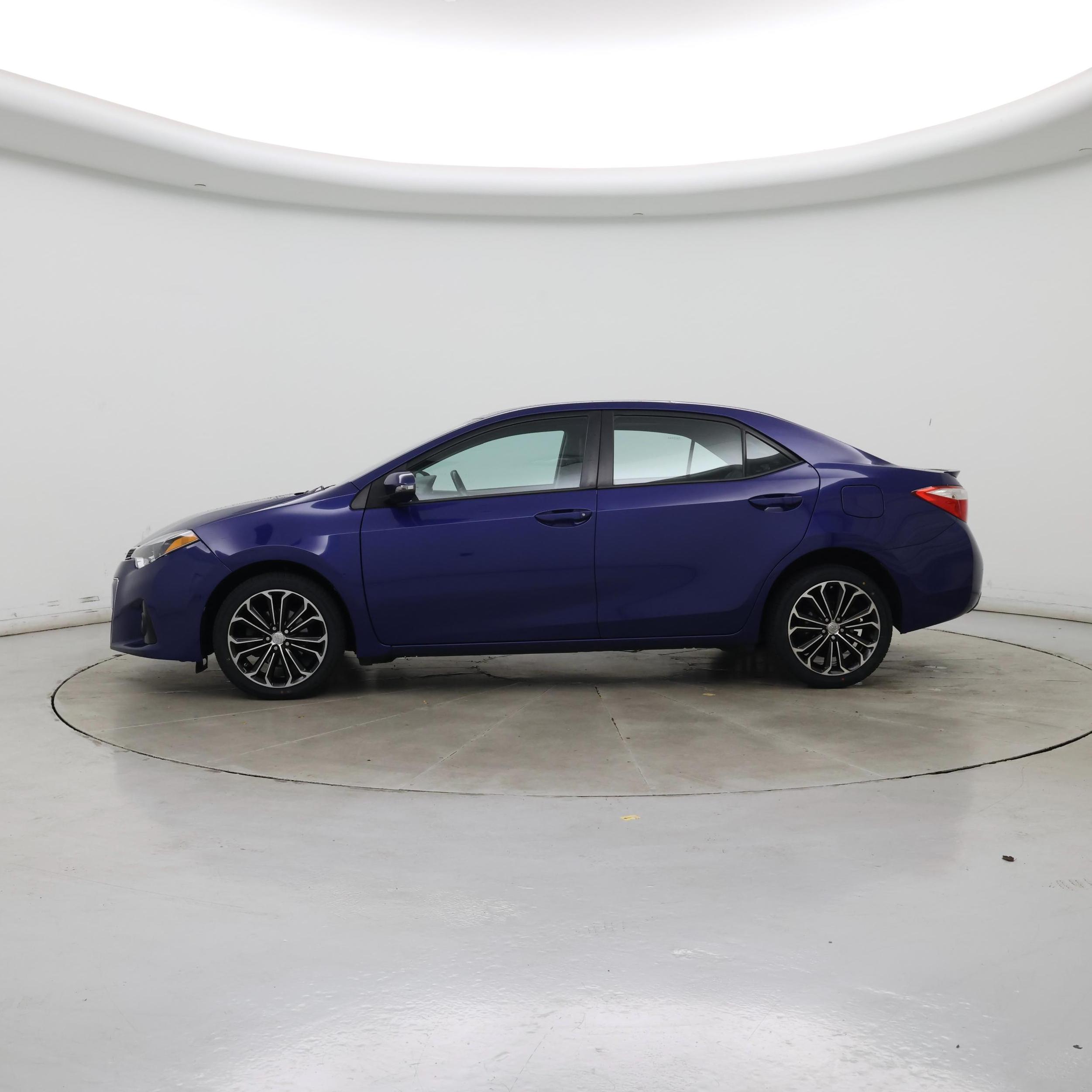 Thumbnail: 2014 Toyota Corolla - 3