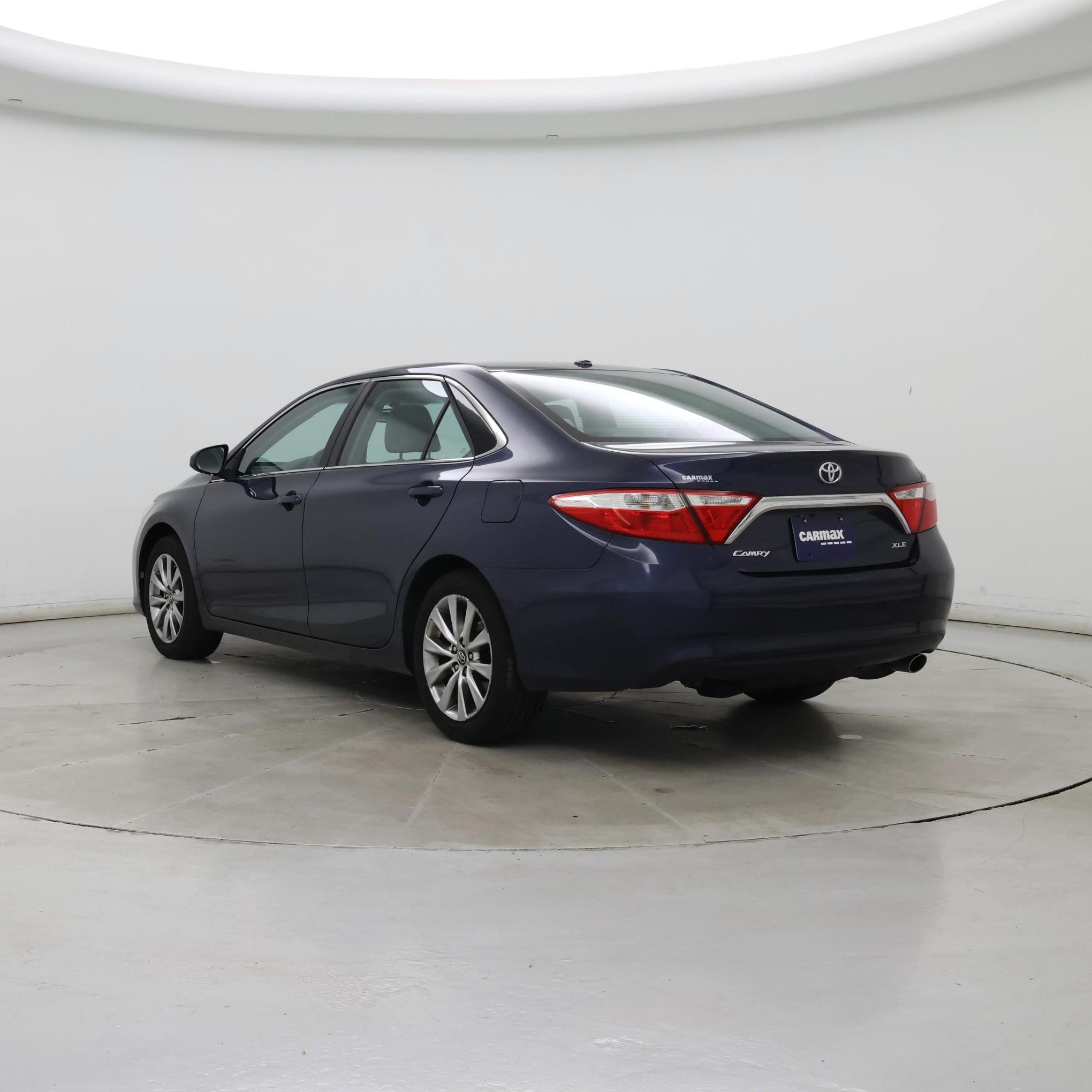 Thumbnail: 2017 Toyota Camry - 2