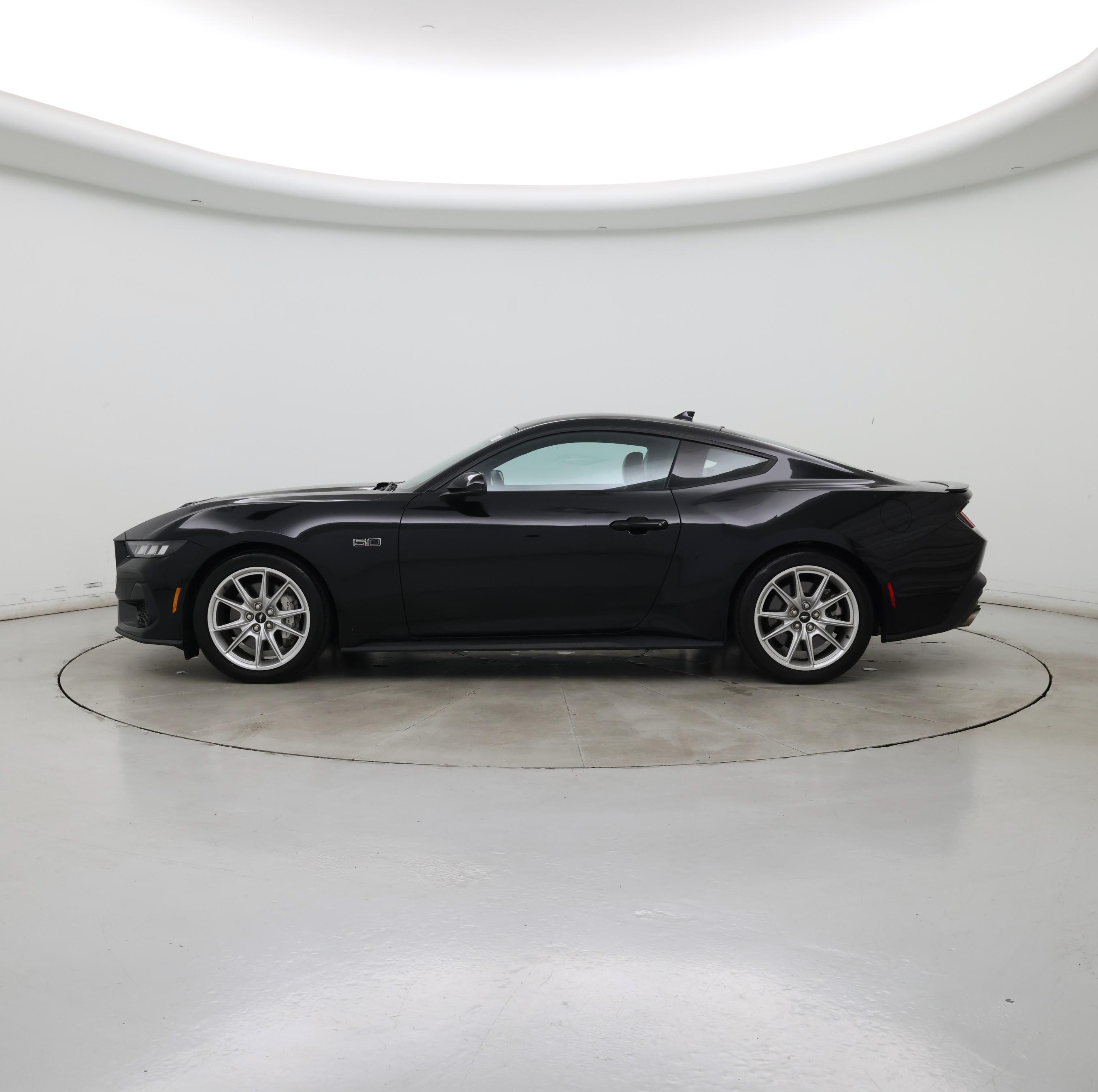 Thumbnail: 2024 Ford Mustang - 3