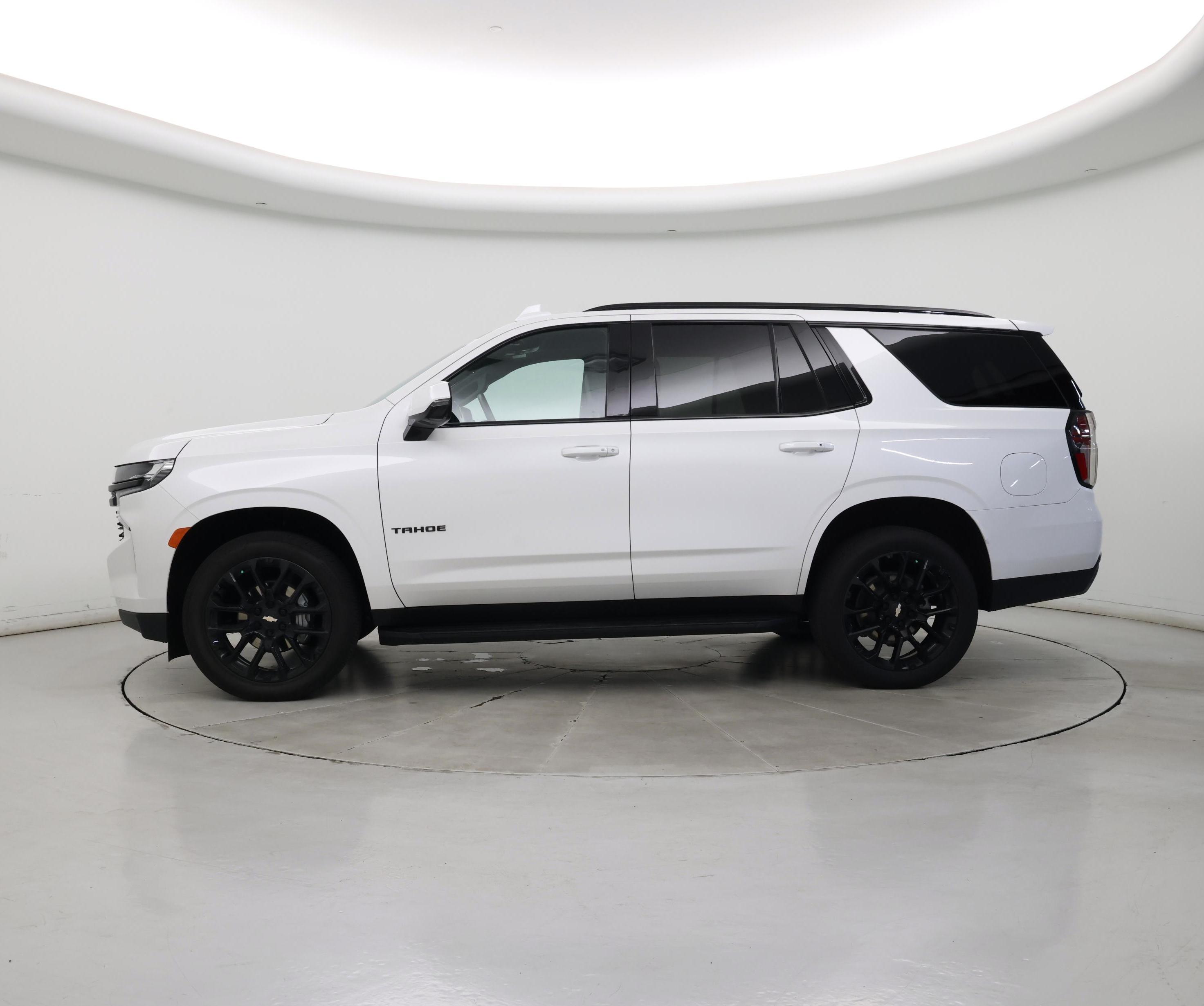 Thumbnail: 2024 Chevrolet Tahoe - 3