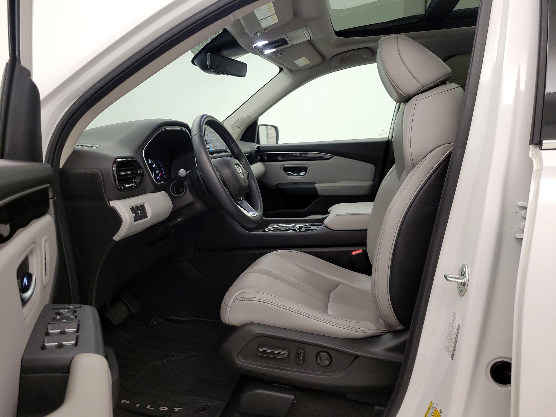 Thumbnail: 2023 Honda Pilot - 11