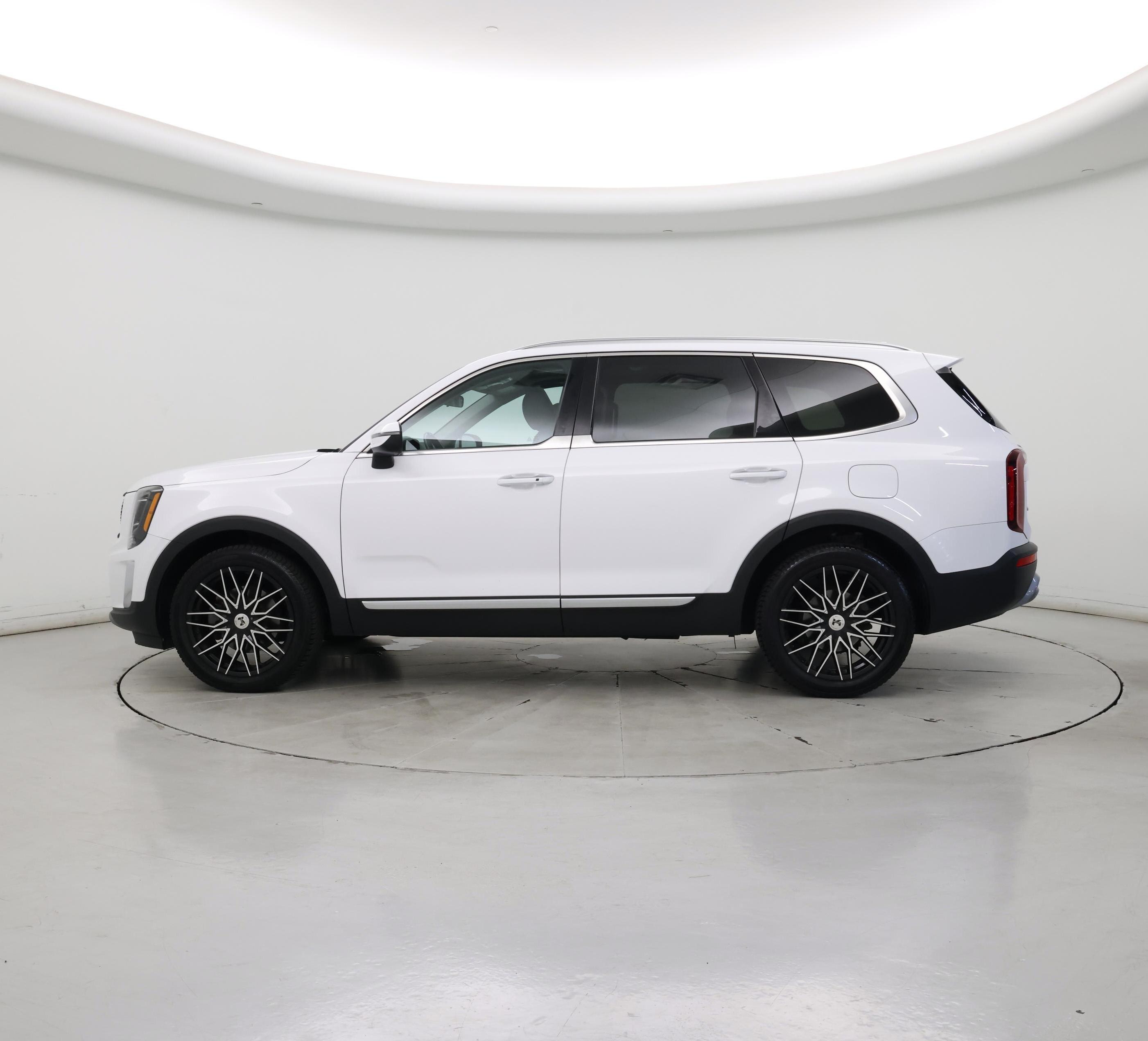 Thumbnail: 2022 Kia Telluride - 3