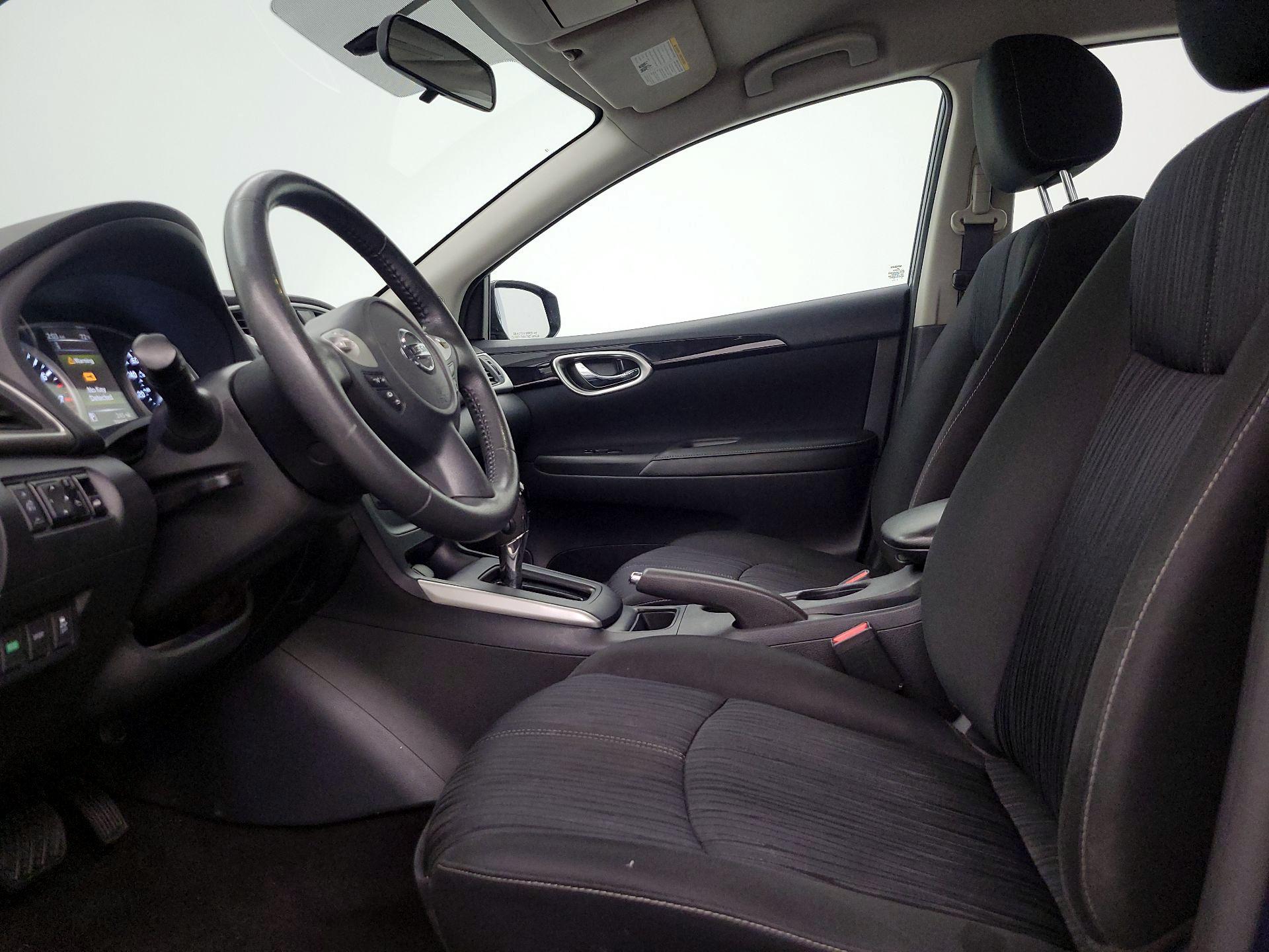 Thumbnail: 2018 Nissan Sentra - 11