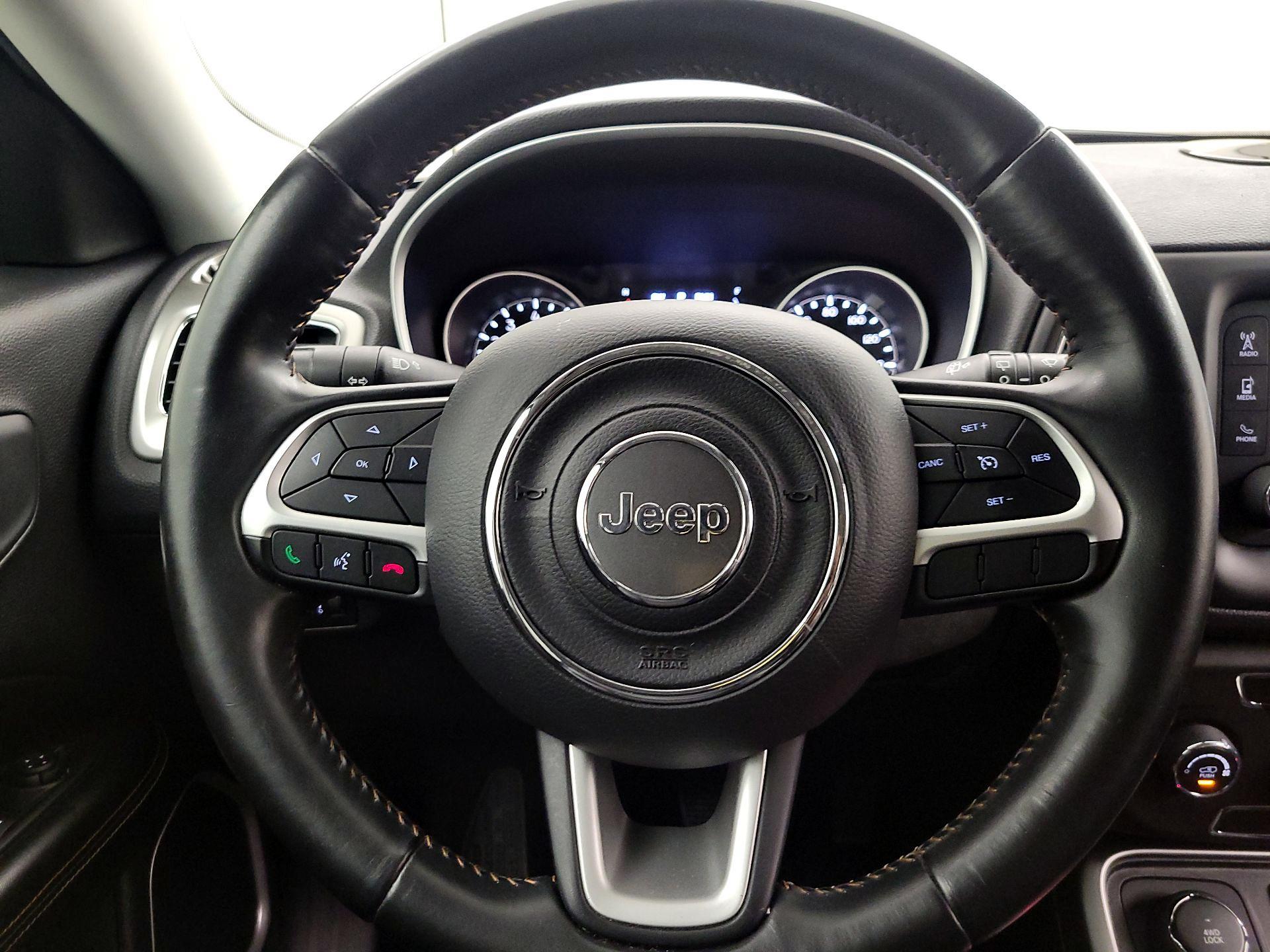 Thumbnail: 2018 Jeep Compass - 10