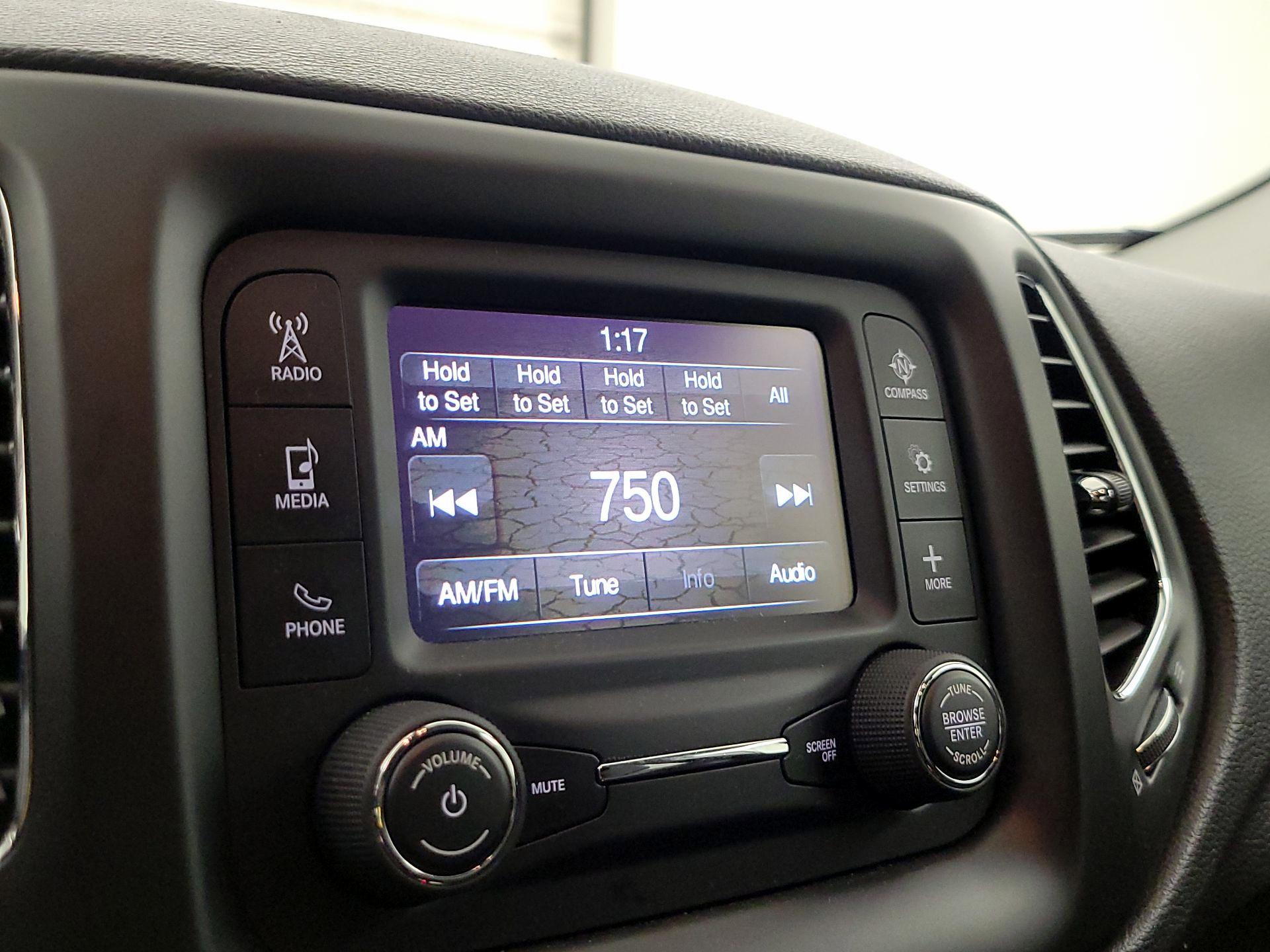 Thumbnail: 2018 Jeep Compass - 15