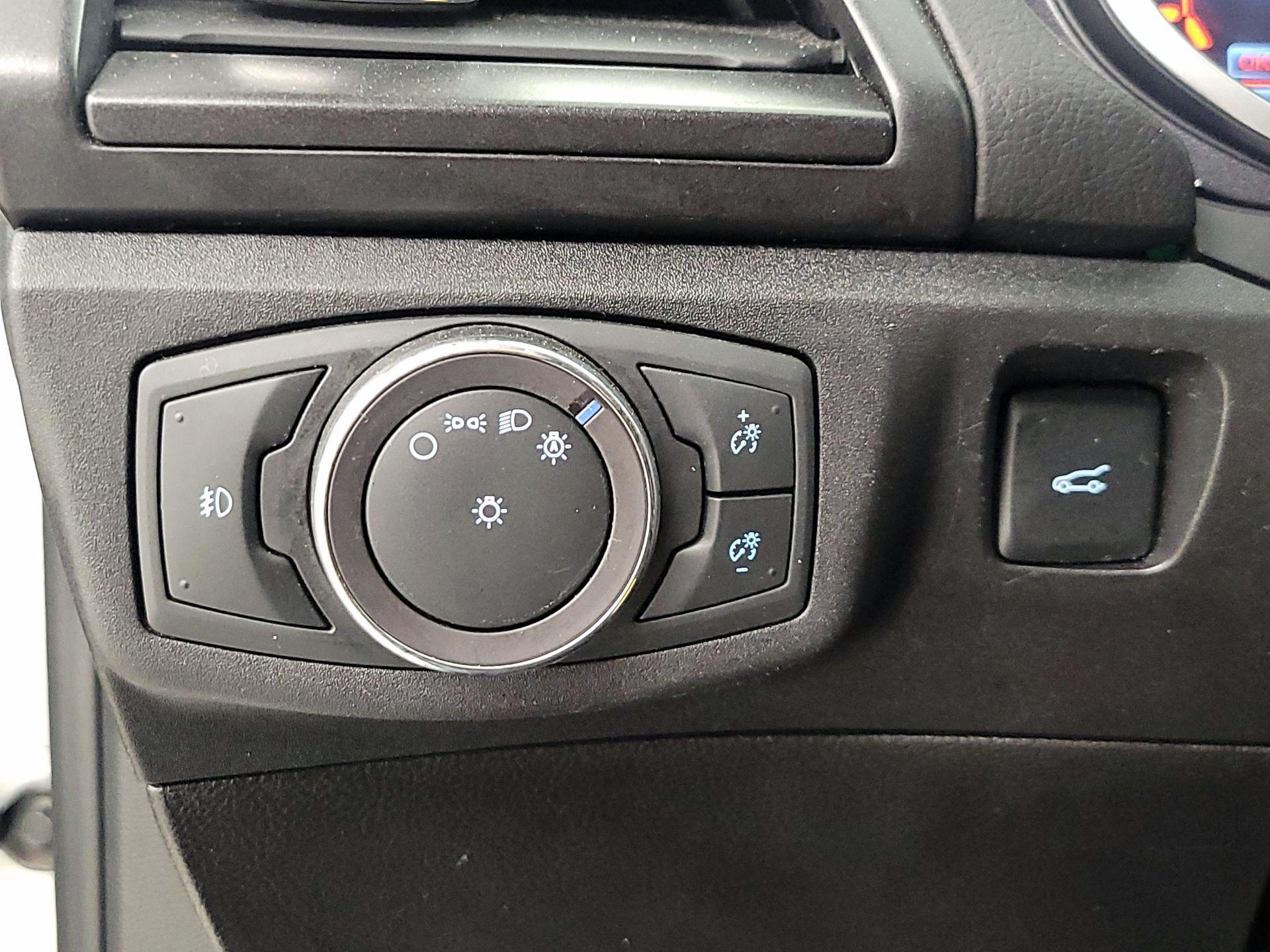 Thumbnail: 2019 Ford Fusion - 13