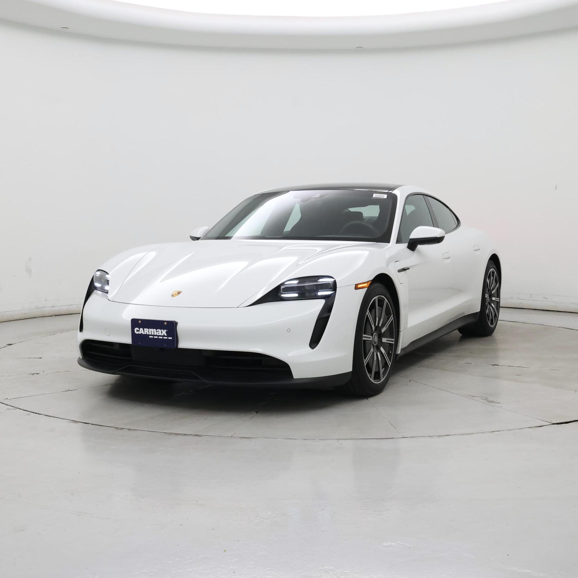Thumbnail: 2021 Porsche Taycan - 4