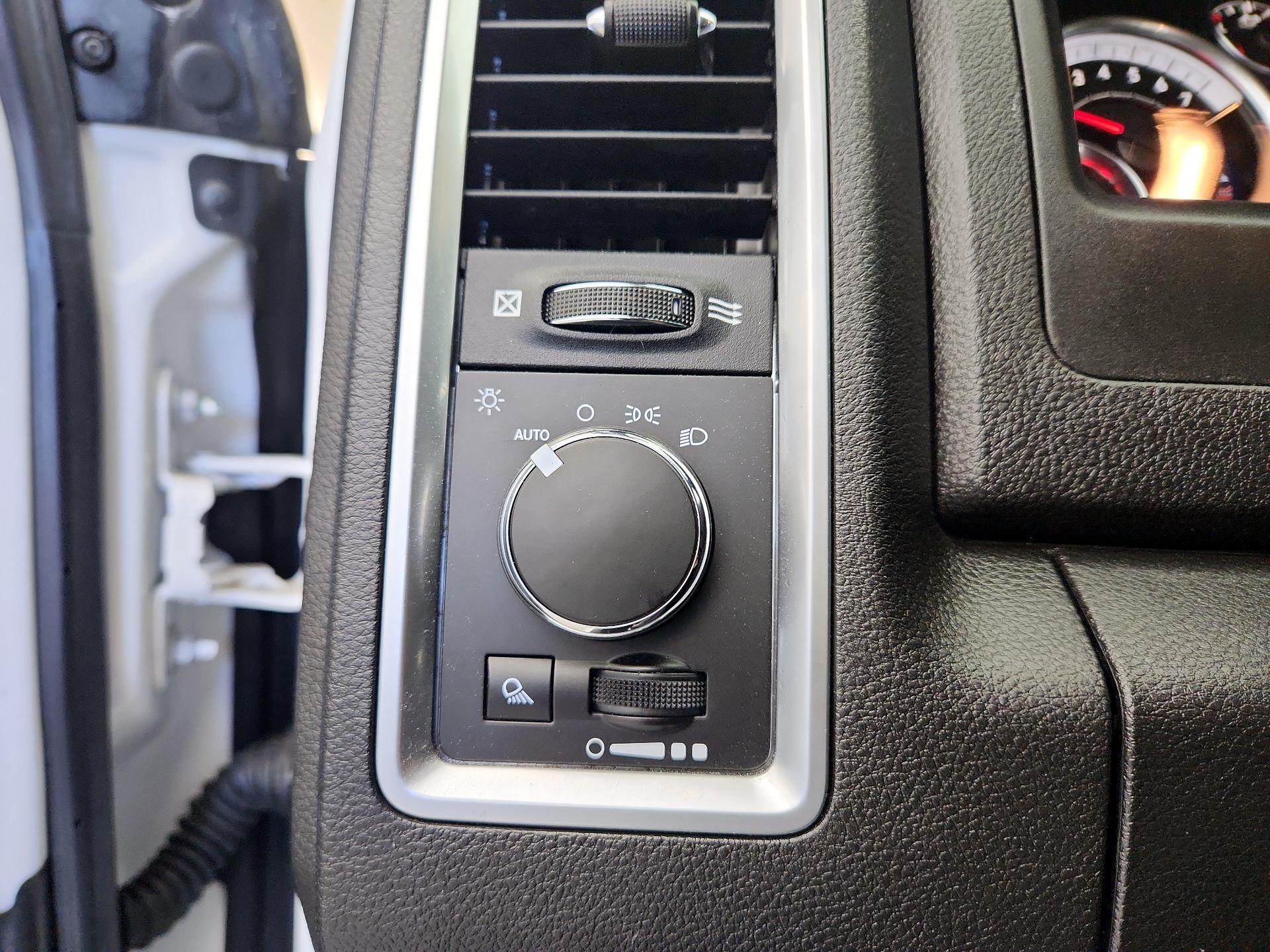 Thumbnail: 2023 RAM 1500 Classic - 13