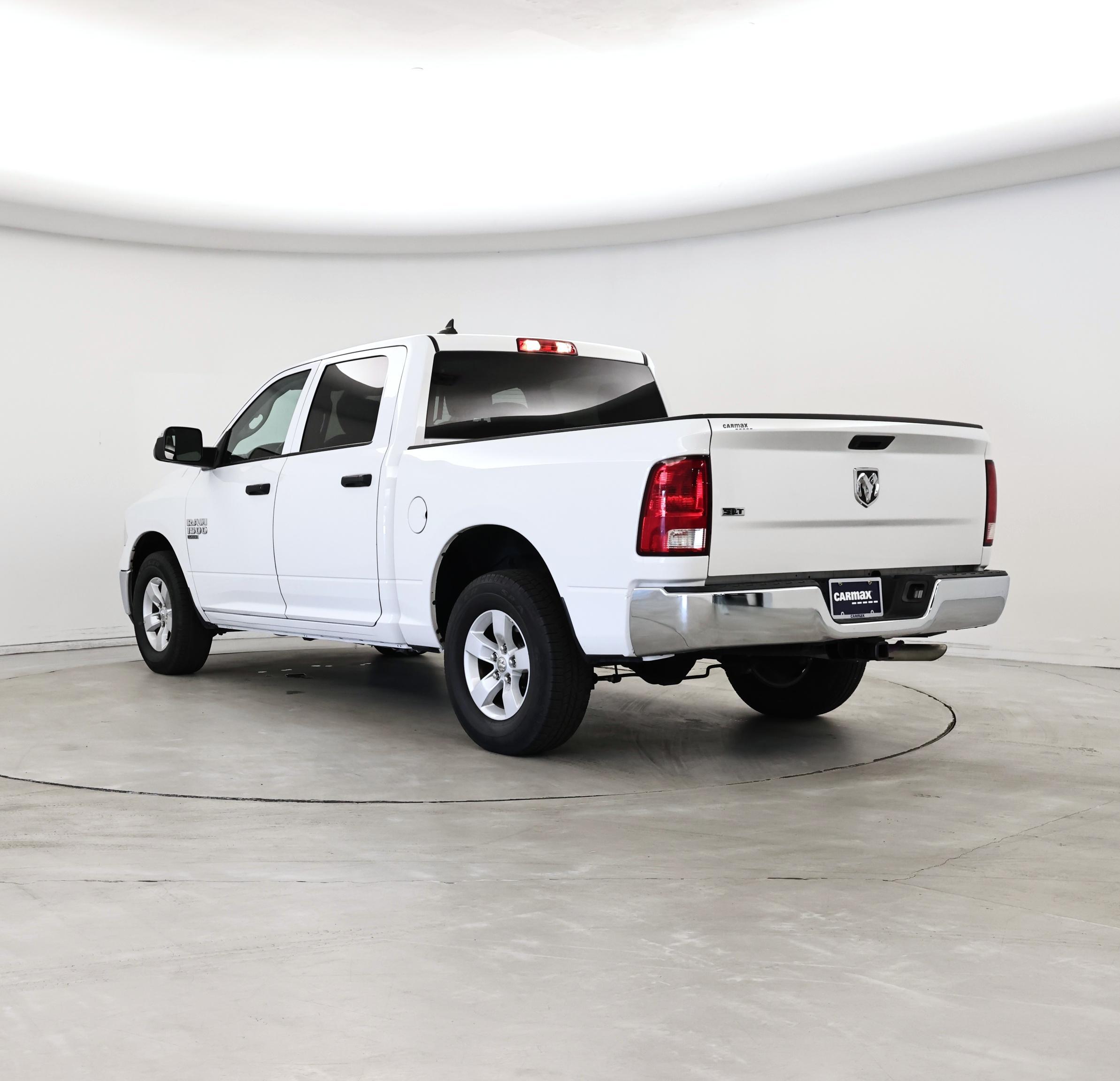 Thumbnail: 2023 RAM 1500 Classic - 2